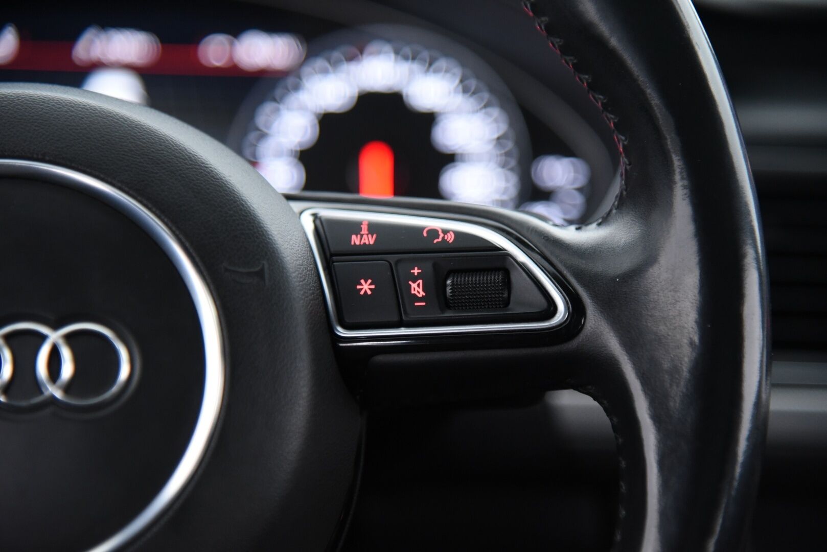 Audi A6 allroad quattro 2013 Business 3,0 V6 TDI Biturbo 230 kW tiptronic / Suomi-Auto / ACC / BOSE / Webasto / Panorama / Comfort-Penkit / Ilma-Alusta - YritysOutlet - Myydään vain yrityksille