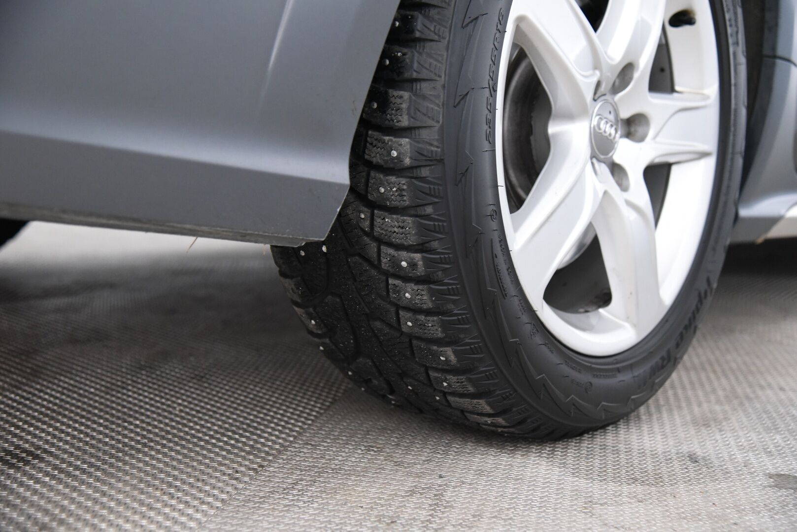 Audi A6 allroad quattro 2013 Business 3,0 V6 TDI Biturbo 230 kW tiptronic / Suomi-Auto / ACC / BOSE / Webasto / Panorama / Comfort-Penkit / Ilma-Alusta - YritysOutlet - Myydään vain yrityksille