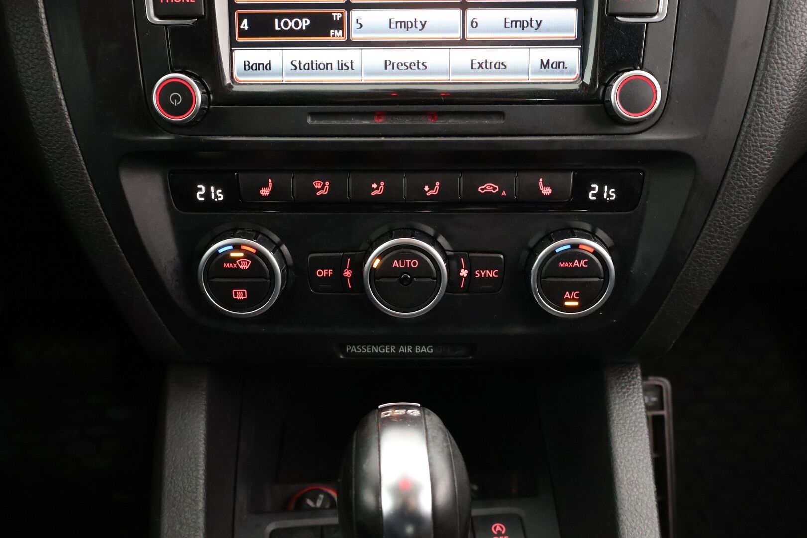 Volkswagen Jetta 2013 Comfortline 1,6 TDI 77 kW (105 hv) BlueMotion Technology DSG-automaatti - Juuri saapunut! | Lohkolämmitin | P.tutka | Kahdet renkaat | Radio