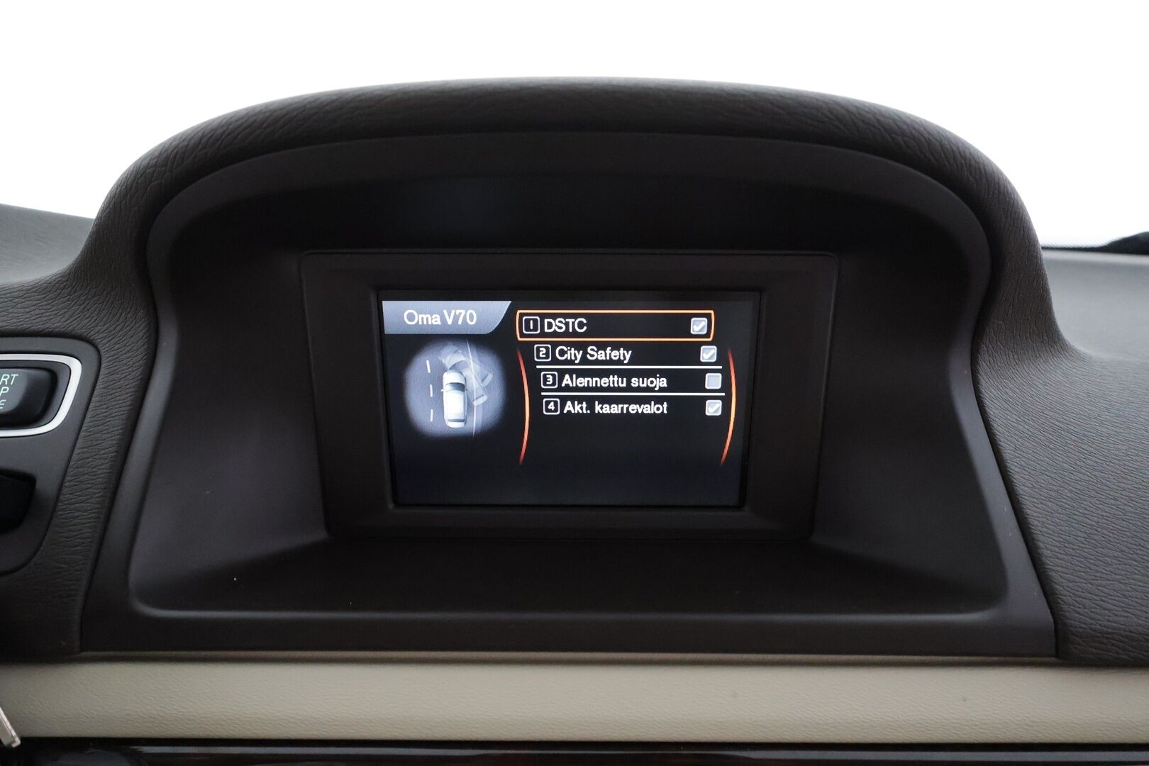 Volvo V70 2013 D3 Summum Edition aut * Vakkari / P.tutka / Kaarrevalot / Muistipenkki / Koukku / Webasto / Vaaleat nahat * - 1.Om Suomi-auto / Kahdet renkaat aluvanteilla / Merkkihuollettu / Huippusiisti - HULLU BLACKWEEK KORKOTARJOUS 2,49%