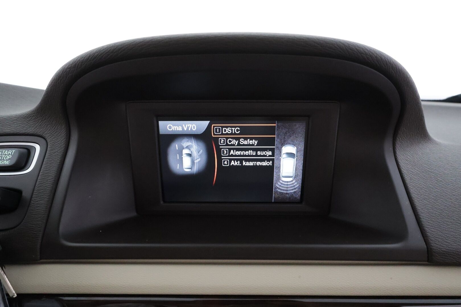 Volvo V70 2013 D3 Summum Edition aut * Vakkari / P.tutka / Kaarrevalot / Muistipenkki / Koukku / Webasto / Vaaleat nahat * - 1.Om Suomi-auto / Kahdet renkaat aluvanteilla / Merkkihuollettu / Huippusiisti - HULLU BLACKWEEK KORKOTARJOUS 2,49%