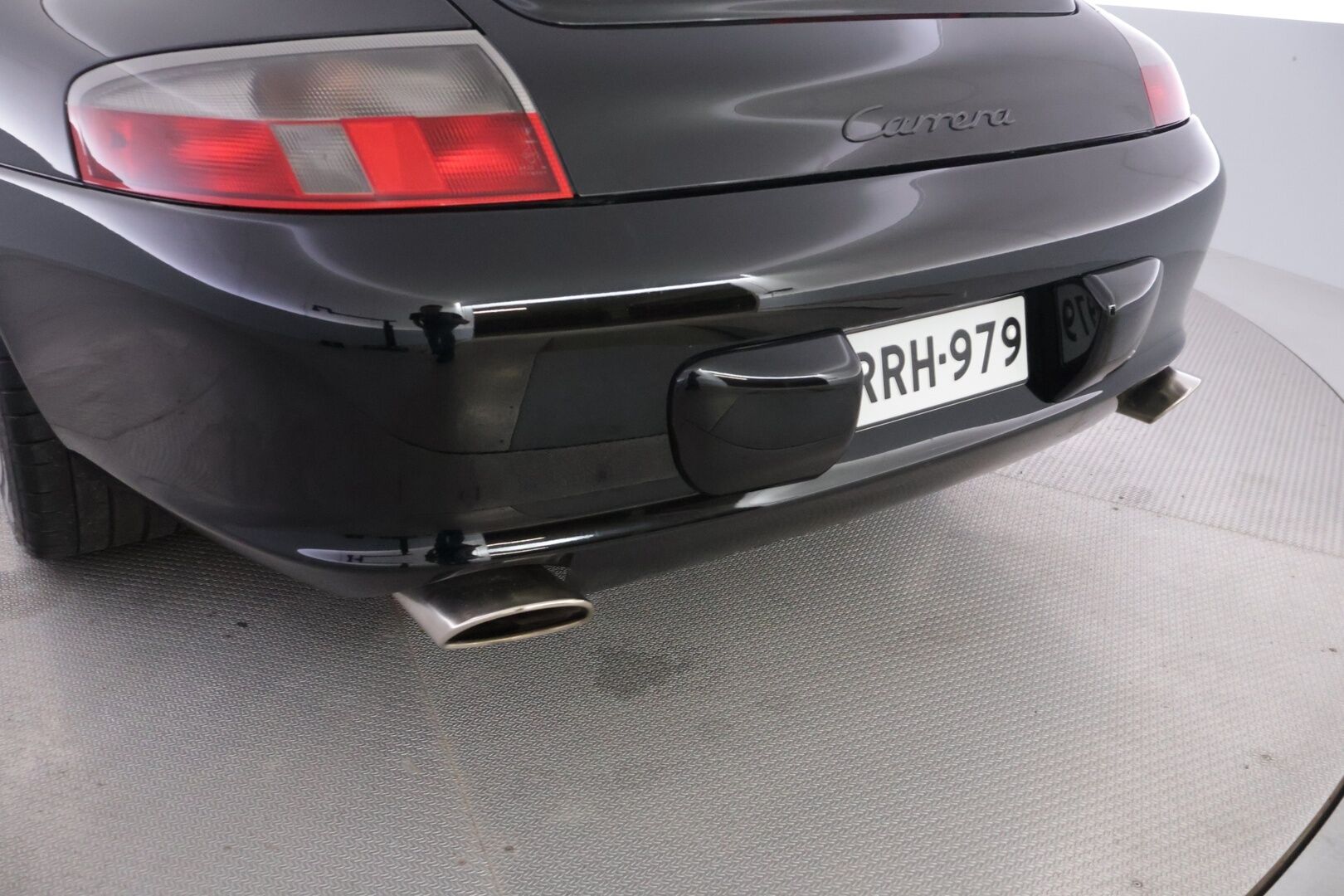 Porsche 911 2002 911 Carrera Coupé manuaali - | Carrera Coupe manuaalivaihteinen 3.6 litraisella koneella | Katsastettu ja huollettu | Kattoluukku | 