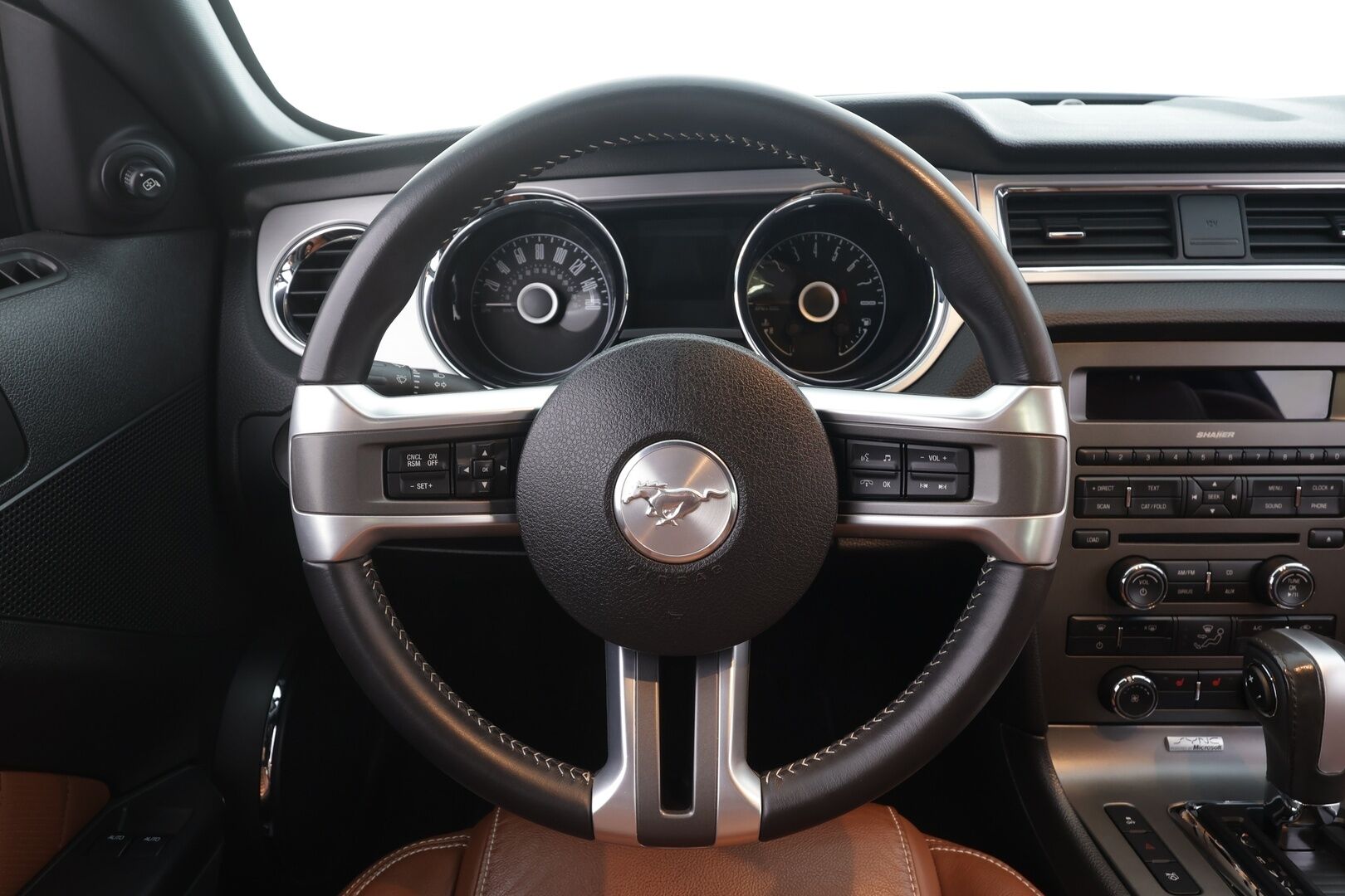 Ford Mustang 2014 3.7 V6 Coupe - | Harvinainen! | Facelift | Shaker audio | Nahat | BT audio | Vakkari | Ambient light | Xenon | 