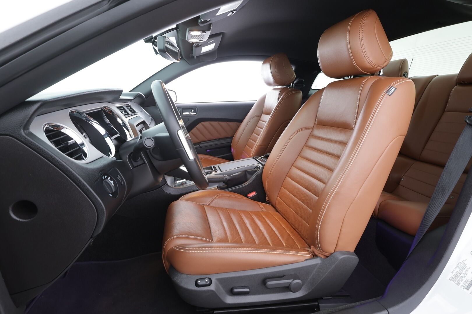 Ford Mustang 2014 3.7 V6 Coupe - | Harvinainen! | Facelift | Shaker audio | Nahat | BT audio | Vakkari | Ambient light | Xenon | 