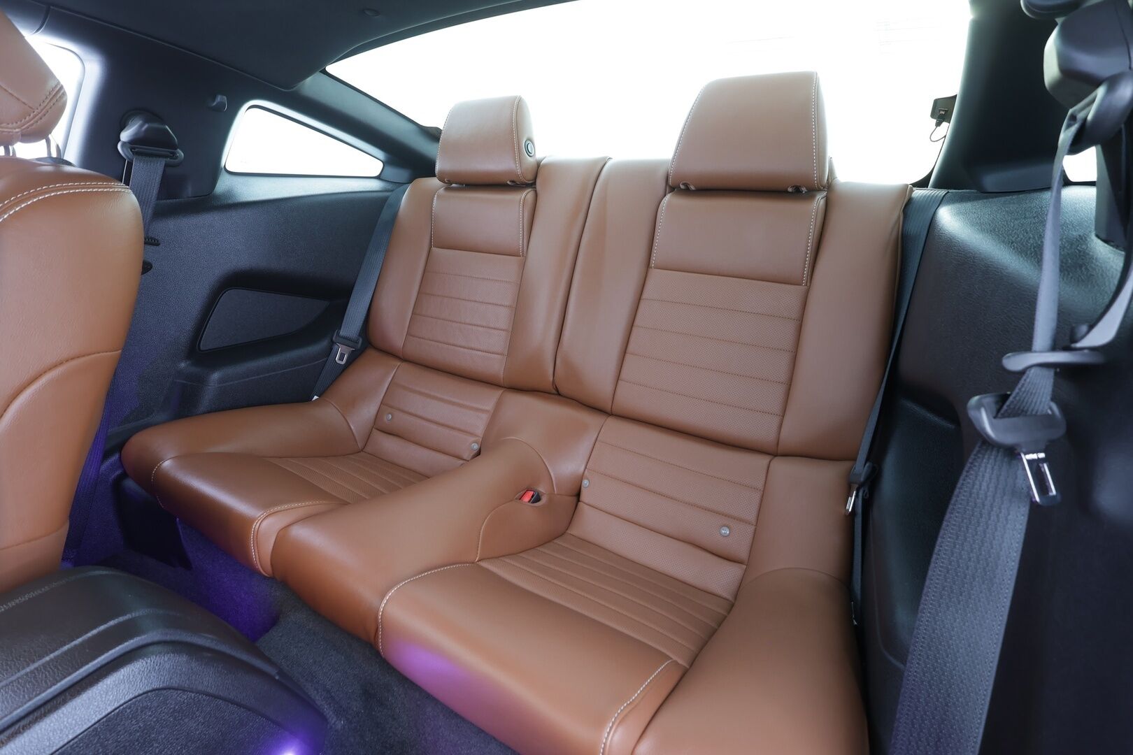 Ford Mustang 2014 3.7 V6 Coupe - | Harvinainen! | Facelift | Shaker audio | Nahat | BT audio | Vakkari | Ambient light | Xenon | 