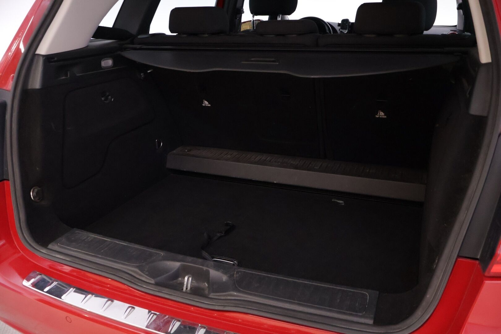 Mercedes-Benz B 2013 180 BE A Premium Business - | Vakkari | Tutkat | Navi | Lohko | Kahdet hyväkuntoiset renkaat | Suomiauto |