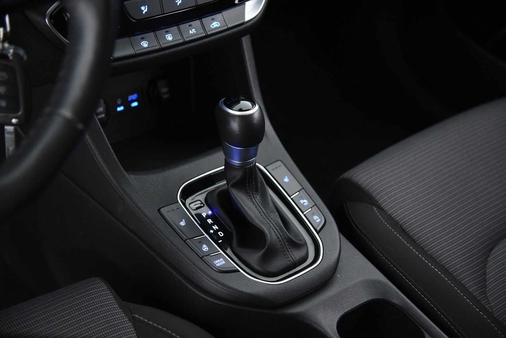 Hyundai i30 Wagon 2018 1,4 T-GDI 7DCT-aut. fresh plus * P.kamera / Ratinlämmitin / P.tutka / Lohkolämmitin / Vakkari * - Suomi-auto / Kaistanpitoavustin /  2x alumiinivanteet hyvillä renkailla - HULLUT AVAJAISHULINAT KORKOTARJOUS 3,29 %