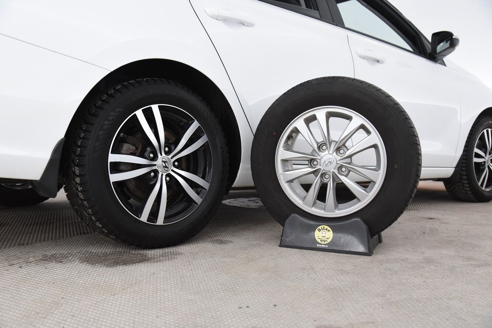 Hyundai i30 Wagon 2018 1,4 T-GDI 7DCT-aut. fresh plus * P.kamera / Ratinlämmitin / P.tutka / Lohkolämmitin / Vakkari * - Suomi-auto / Kaistanpitoavustin /  2x alumiinivanteet hyvillä renkailla - HULLUT AVAJAISHULINAT KORKOTARJOUS 3,29 %