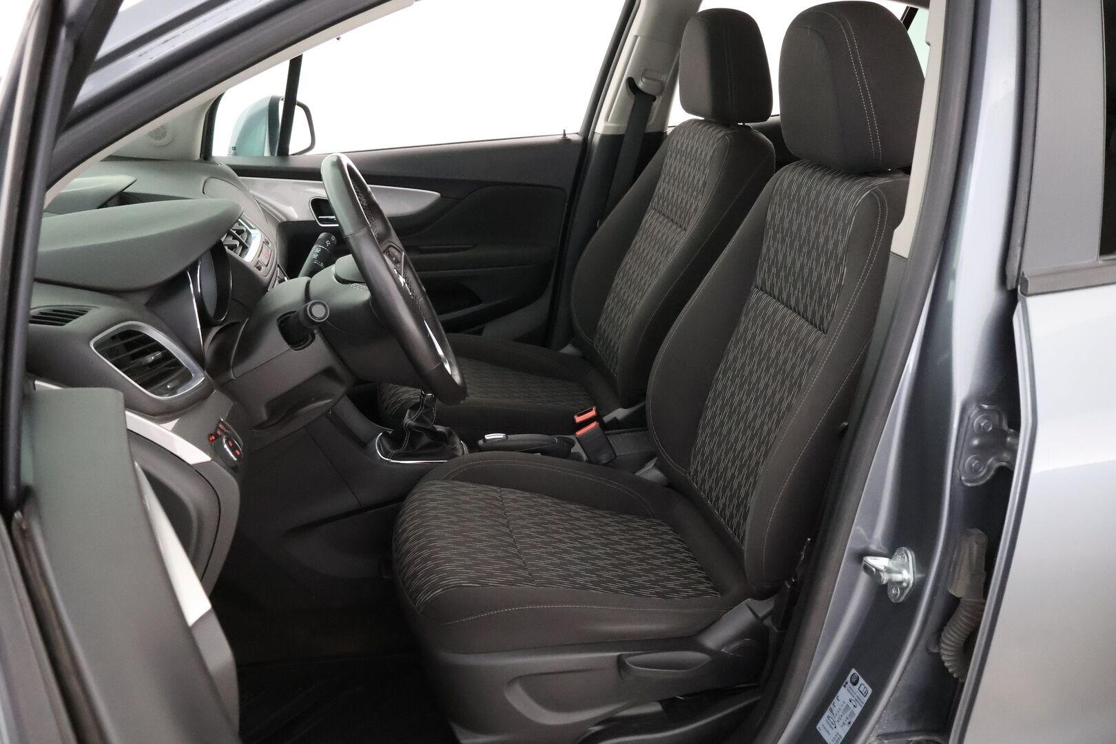 Opel Mokka 2014 5-ov Enjoy 1,6 ecoFLEX Start/Stop 85kW MT5 - Suomi-auto / Vakkari / Lohkolämmitin / Ratinlämmitin / 2x renkaat / Särmä huoltohistoria / Juuri saapunut!