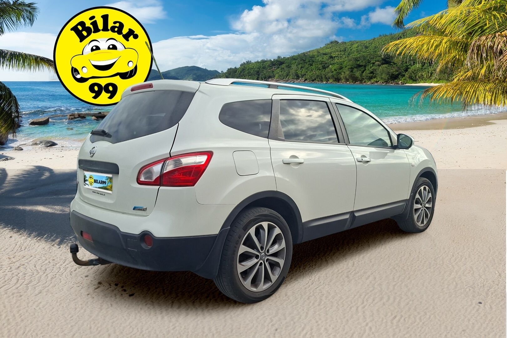 Nissan Qashqai+2 2014 1,6dCi DPF Stop / Start System Tekna 2WD 6M/T Elegance Pack AVM - Bose | 360 | Lasikattoluukku | Webasto | Vetokoukku | Keyless 
