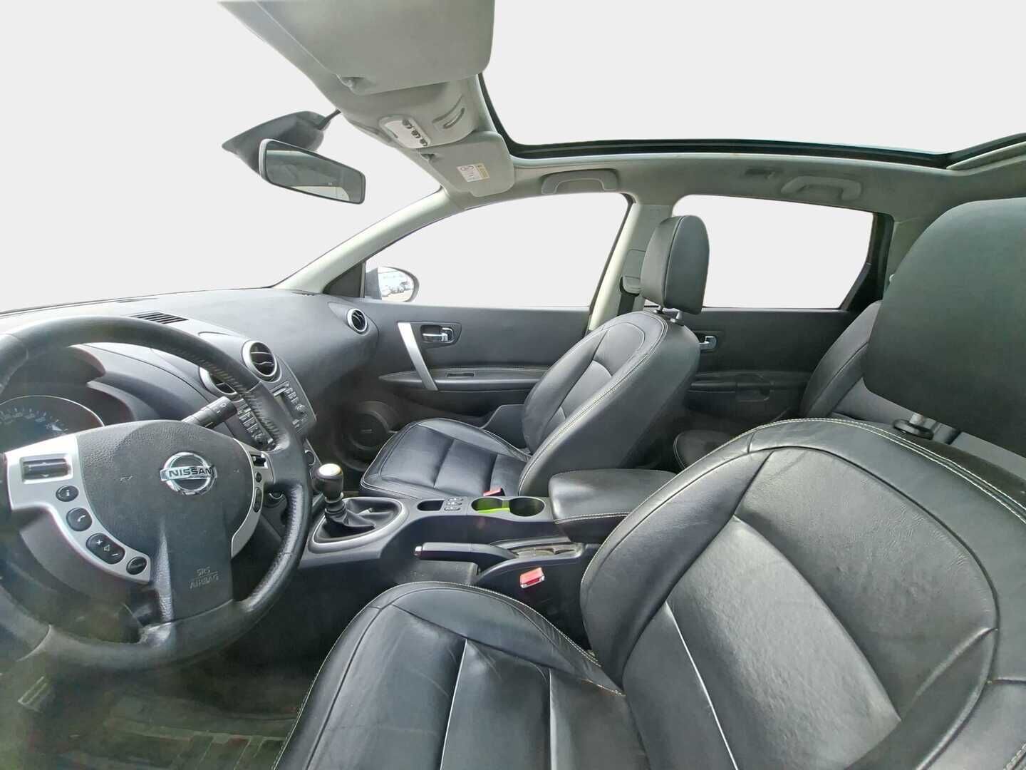 Nissan Qashqai+2 2014 1,6dCi DPF Stop / Start System Tekna 2WD 6M/T Elegance Pack AVM - Bose | 360 | Lasikattoluukku | Webasto | Vetokoukku | Keyless 