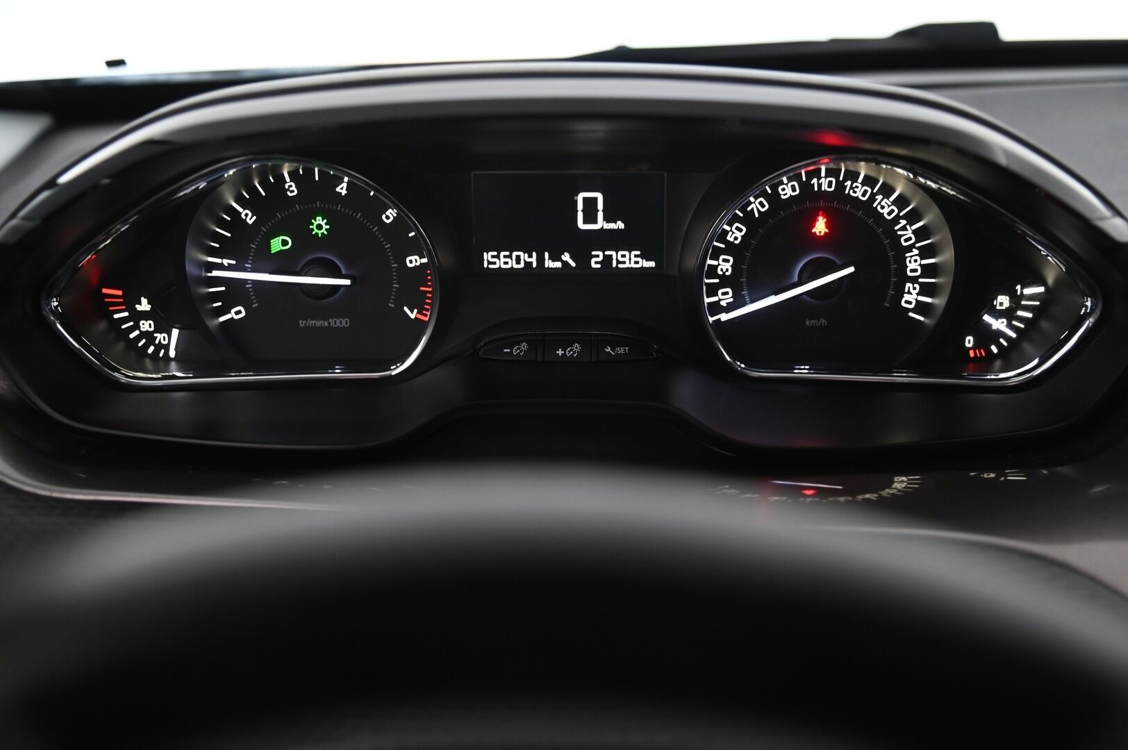 Peugeot 2008 2013 Active *Suomi-auto / Vetokoukku / Bluetooth* - *Pitkä leima / Juuri Huollettu*