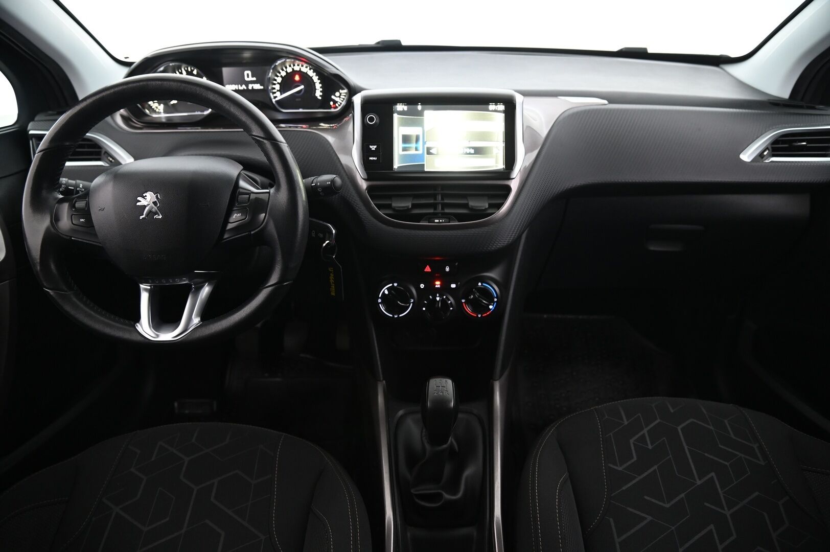 Peugeot 2008 2013 Active *Suomi-auto / Vetokoukku / Bluetooth* - *Pitkä leima / Juuri Huollettu*