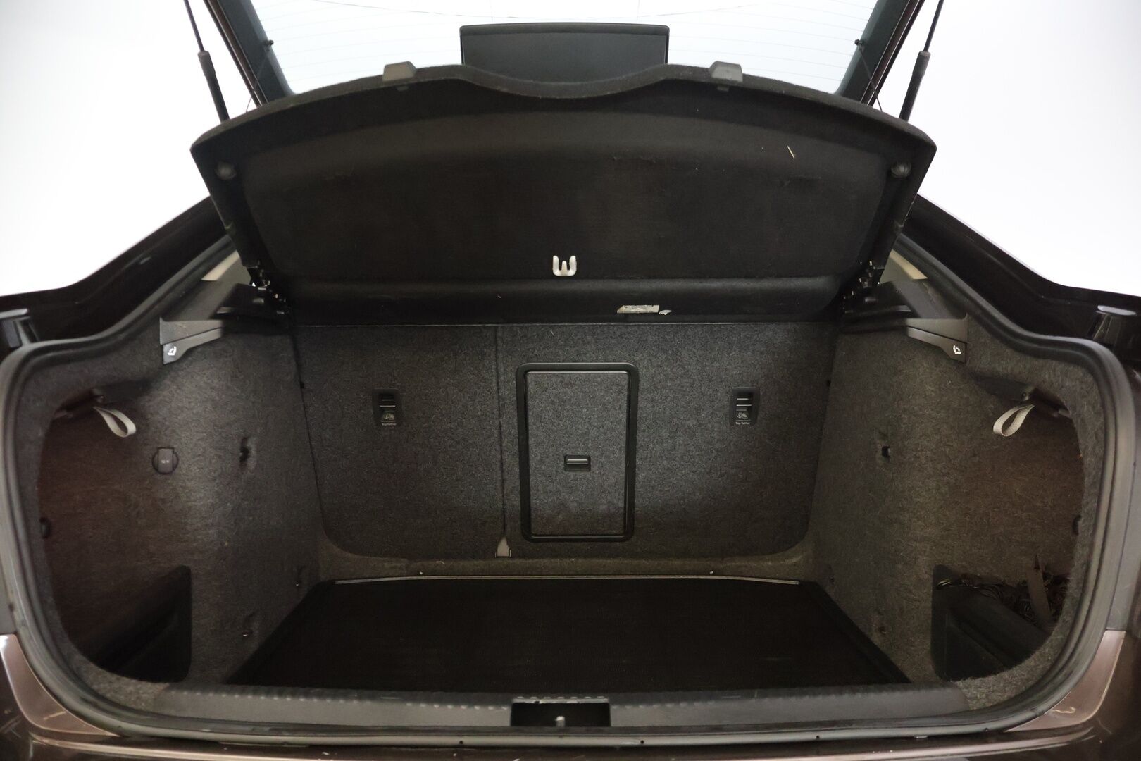 Skoda Octavia 2013 1,8 TSI Elegance - | Vakkari | Penkinlämmittimet | Webasto | Tutkat | Vetokoukku | Suomi.auto | Isofix | Sähk. takaluukku |