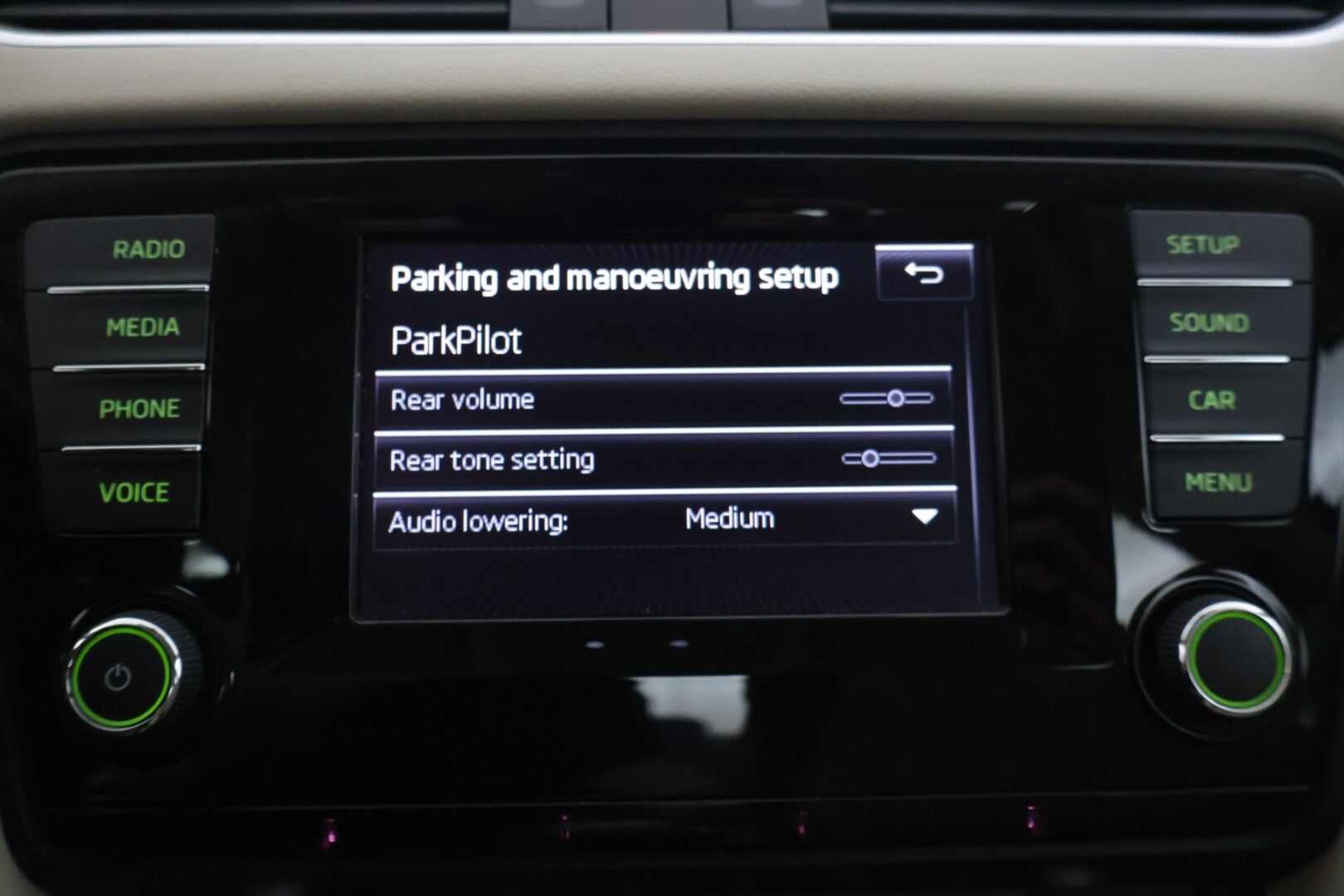Skoda Octavia 2013 1,8 TSI Elegance - | Vakkari | Penkinlämmittimet | Webasto | Tutkat | Vetokoukku | Suomi.auto | Isofix | Sähk. takaluukku |