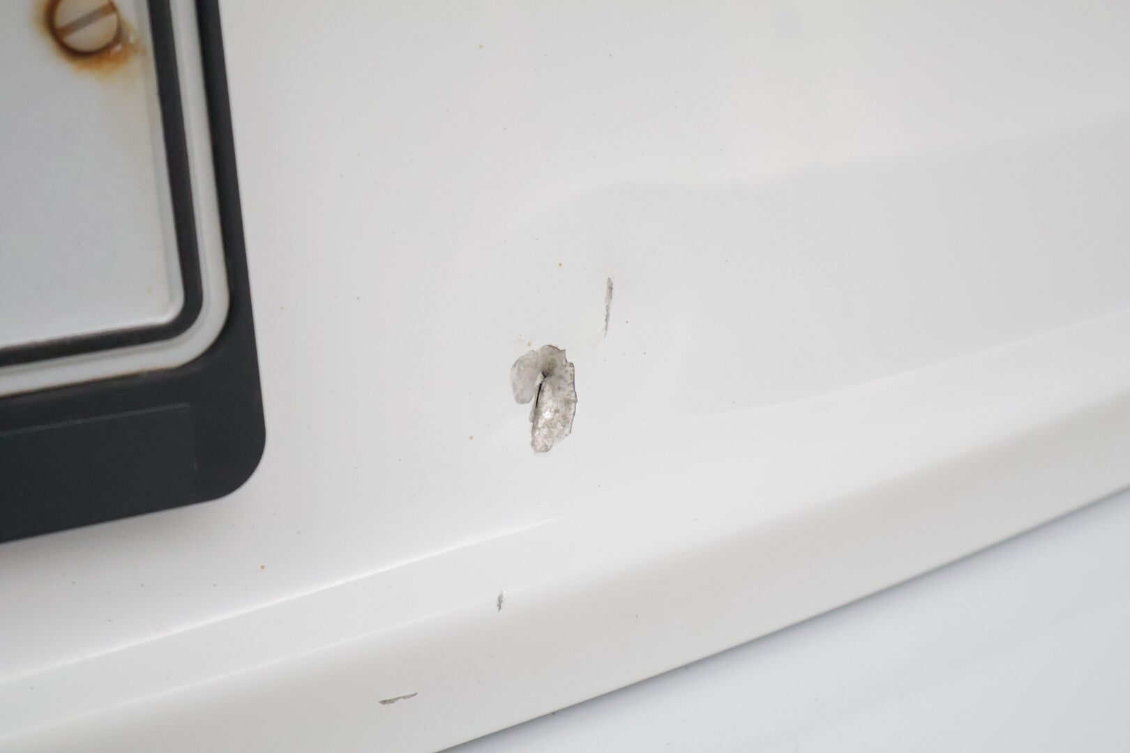 Audi Q7 2010 YritysOutlet - Myydään vain yrityksille -3,0 V6 TDI DPF 176 kW quattro tiptronic-autom. 5-ist. Start-Stop - *Vakionopeudensäädin / Automaattinen ilmastointi / Nahkapenkit / Vetokoukku / Pysäköintitutkat*