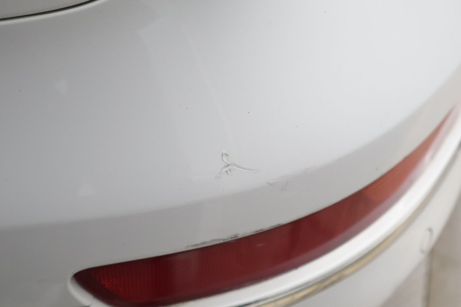 Audi Q7 2010 YritysOutlet - Myydään vain yrityksille -3,0 V6 TDI DPF 176 kW quattro tiptronic-autom. 5-ist. Start-Stop - *Vakionopeudensäädin / Automaattinen ilmastointi / Nahkapenkit / Vetokoukku / Pysäköintitutkat*