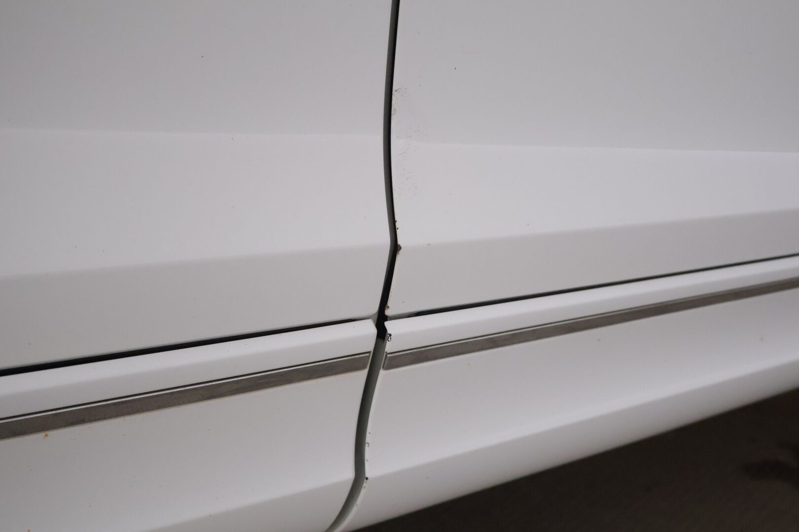 Audi Q7 2010 YritysOutlet - Myydään vain yrityksille -3,0 V6 TDI DPF 176 kW quattro tiptronic-autom. 5-ist. Start-Stop - *Vakionopeudensäädin / Automaattinen ilmastointi / Nahkapenkit / Vetokoukku / Pysäköintitutkat*