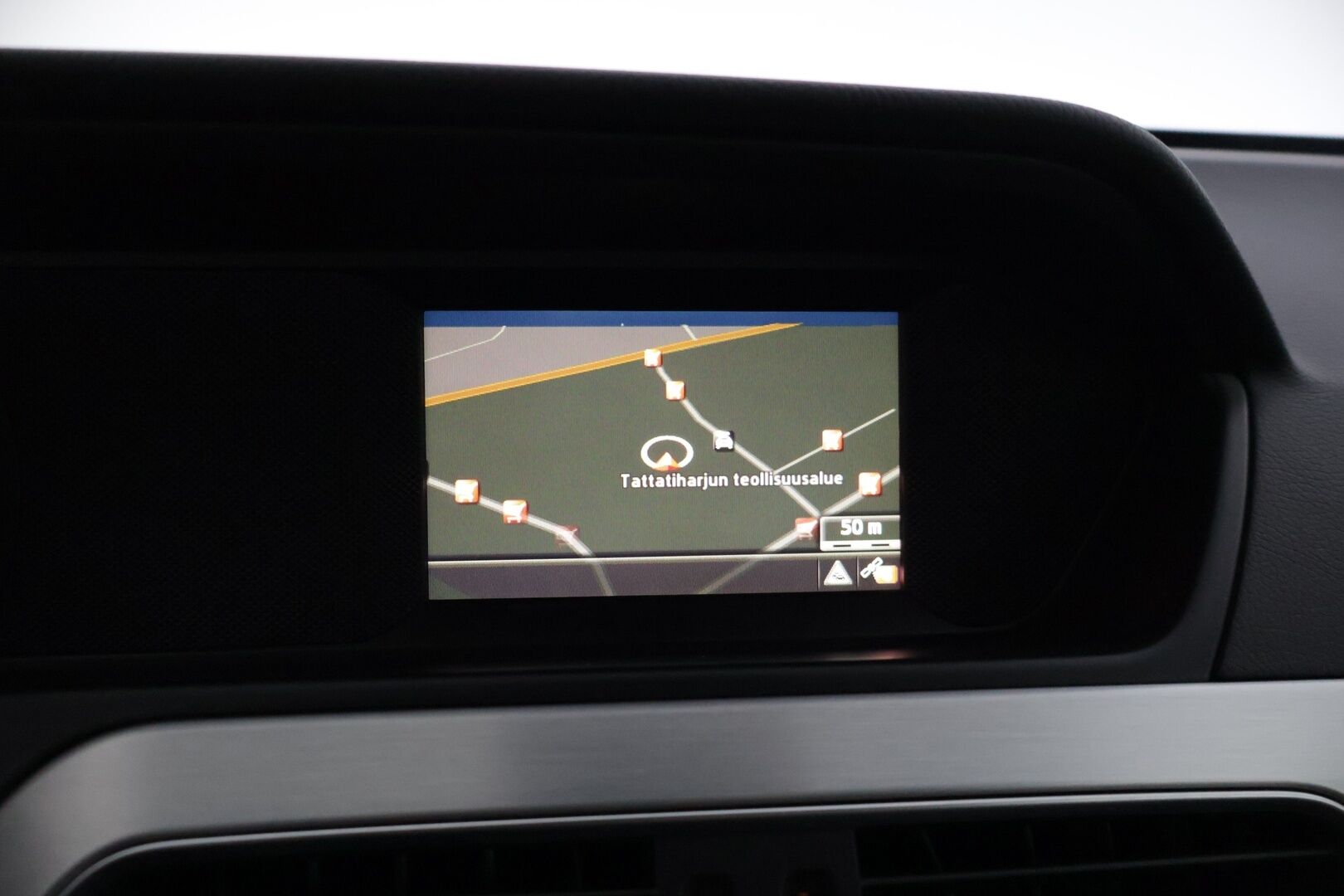 Mercedes-Benz C 2011 C 220 CDI Coupé * AMG / Etu- ja takatutkat / Puolinahat / Lohko / Puolisähköpenkit / 2x renkaat / Mustakatto * - * Hienokuntoinen / Särmä huoltohistoria / AMG paketilla / Parhaalla tekniikalla *