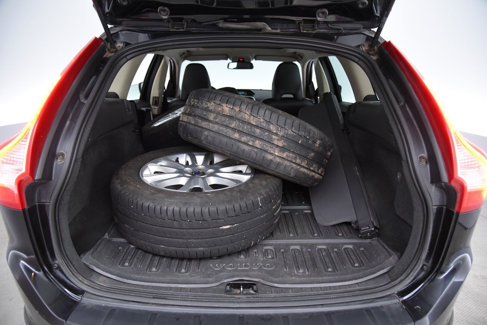 Volvo XC60 2009 D5 AWD Summum Business aut / YritysOutlet - Myydään vain yrityksille