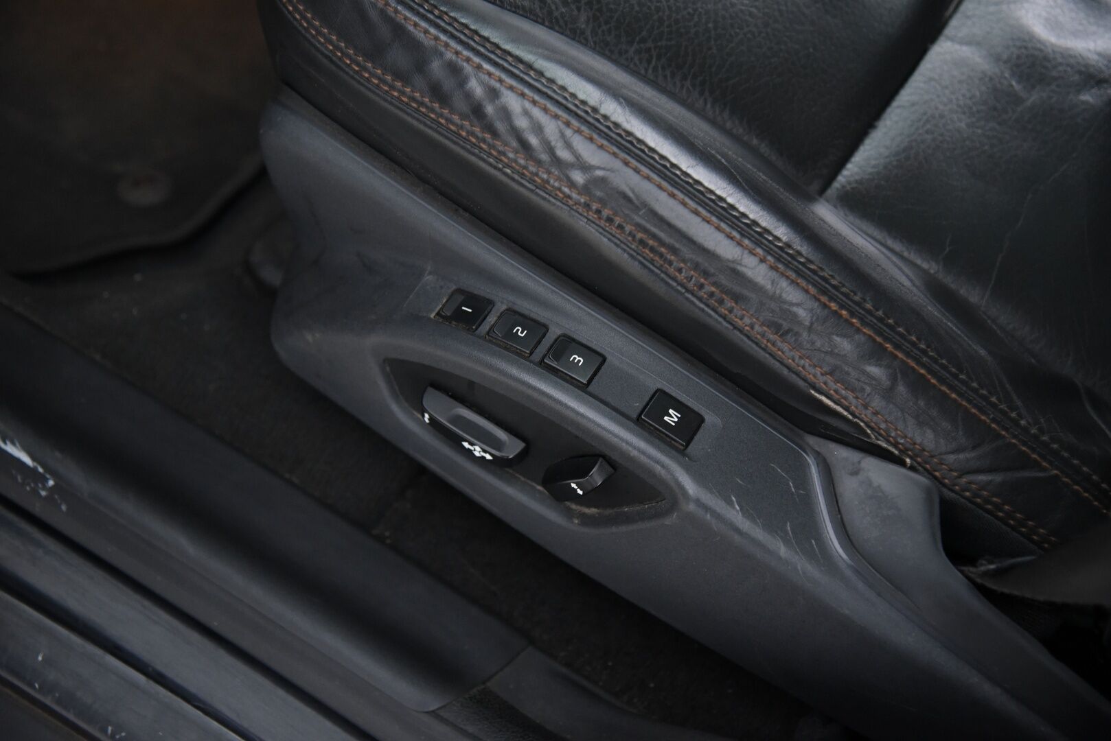 Volvo XC60 2009 D5 AWD Summum Business aut / YritysOutlet - Myydään vain yrityksille