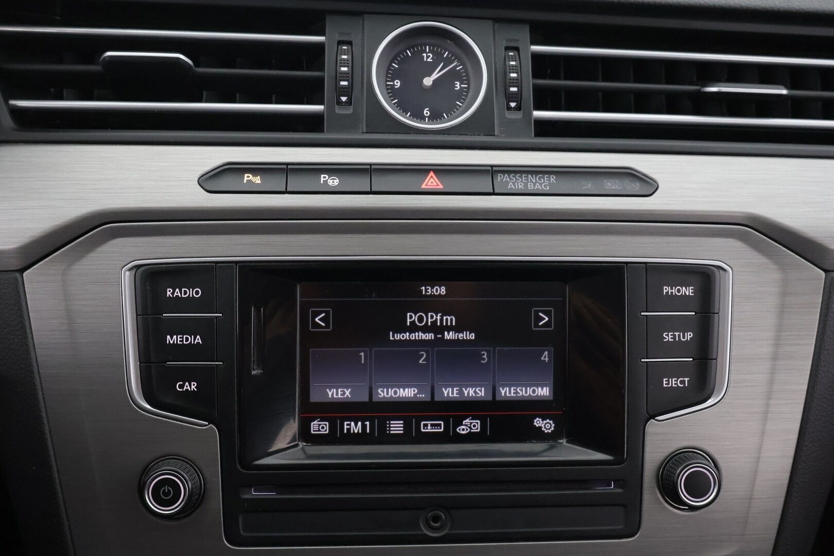 Volkswagen Passat 2015 Variant Trendline 1,6 TDI 88 kW (120 hv) *YritysOutlet - Myydään vain yrityksille* - *YritysOutlet - Myydään vain yrityksille*