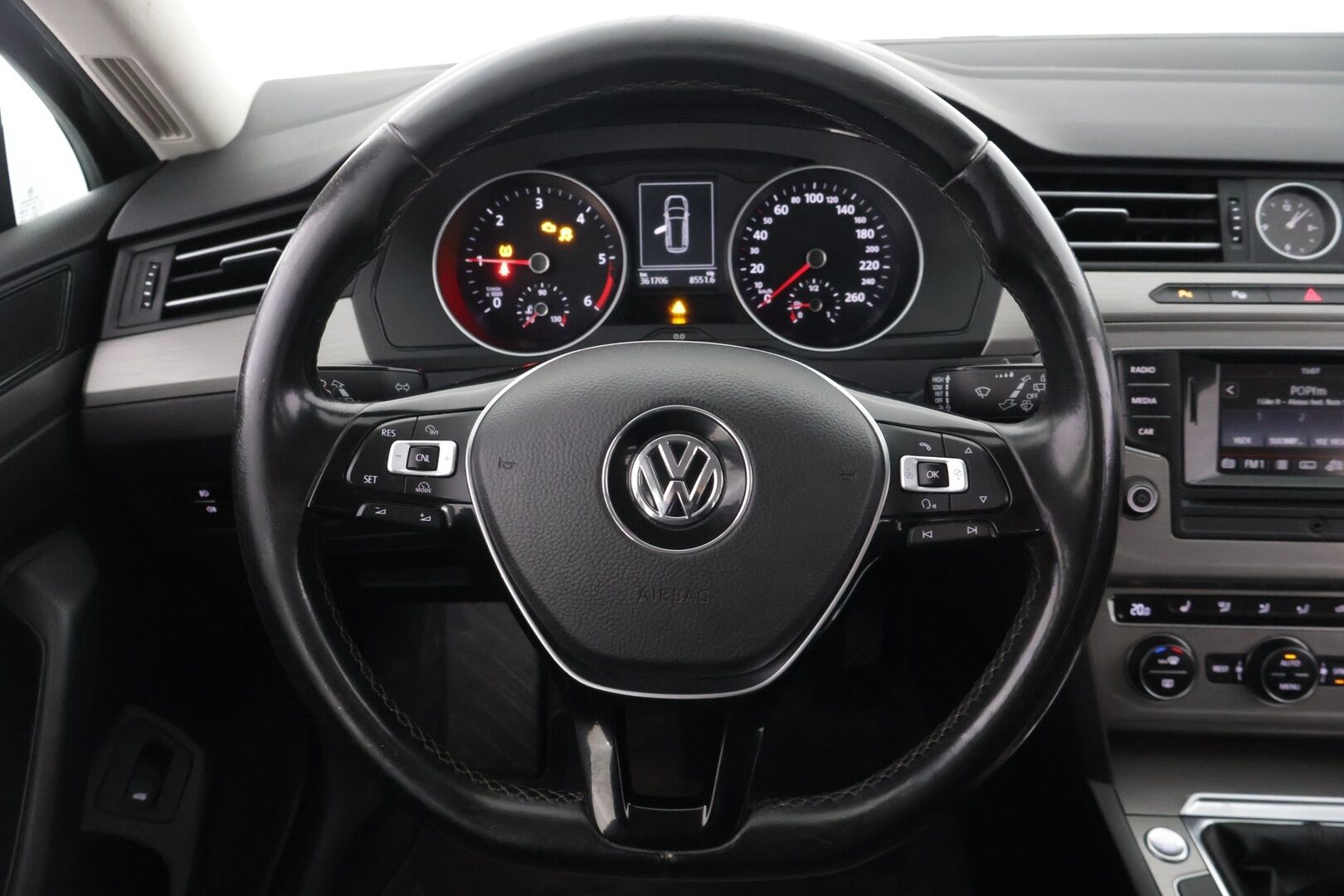 Volkswagen Passat 2015 Variant Trendline 1,6 TDI 88 kW (120 hv) *YritysOutlet - Myydään vain yrityksille* - *YritysOutlet - Myydään vain yrityksille*