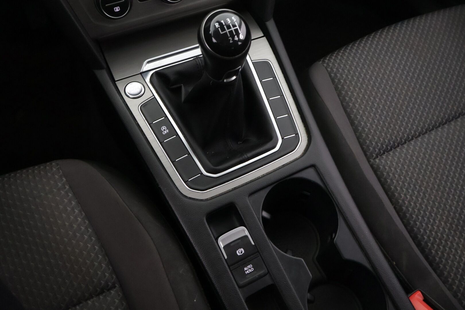 Volkswagen Passat 2015 Variant Trendline 1,6 TDI 88 kW (120 hv) *YritysOutlet - Myydään vain yrityksille* - *YritysOutlet - Myydään vain yrityksille*