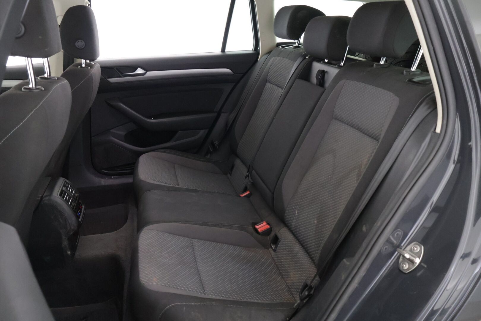 Volkswagen Passat 2015 Variant Trendline 1,6 TDI 88 kW (120 hv) *YritysOutlet - Myydään vain yrityksille* - *YritysOutlet - Myydään vain yrityksille*