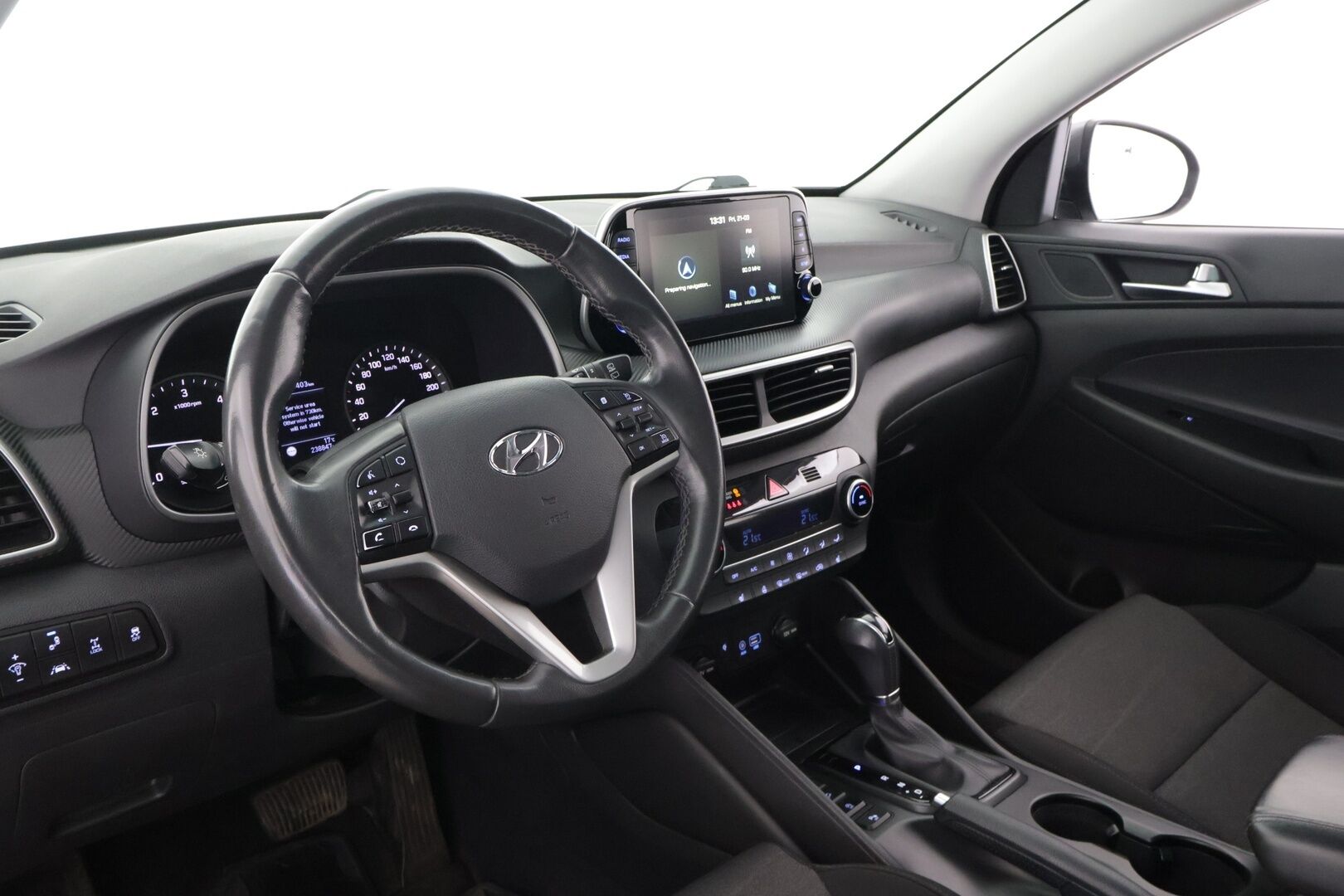 Hyundai Tucson 2019 1,6 CRDi 136 hv 4WD 7-DCT-aut Comfort Limited / 2.om Suomi-auto / P.kamera / BLIS / CarPlay / Lohko / Vetokoukku / Kaistavahti / - Hyvät varusteet / Juuri katsastettu ja huollettu /