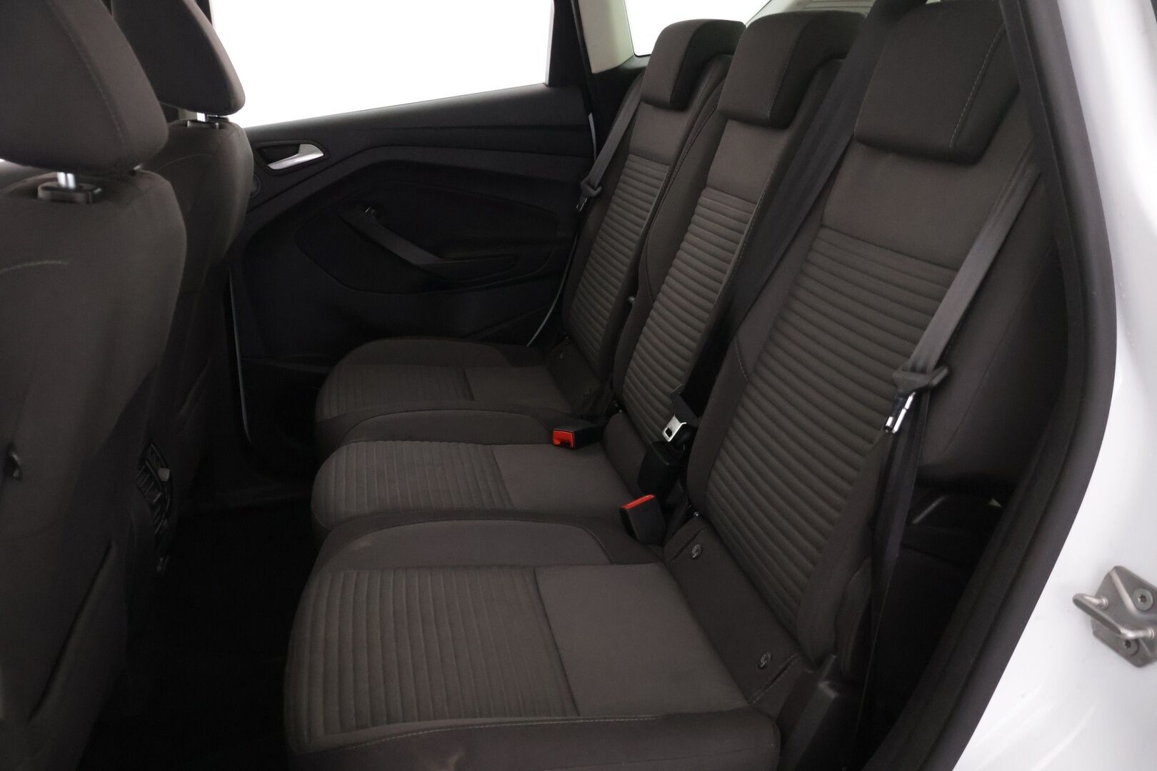 Ford C-Max 2016 Compact 1,0 EcoBoost 125 hv start/stop M6 Titanium *YritysOutlet - Myydään vain yrityksille* - * Suomi-auto / Koukku / Keyless / Sähkökontti /Jakopää tehty 2024 *