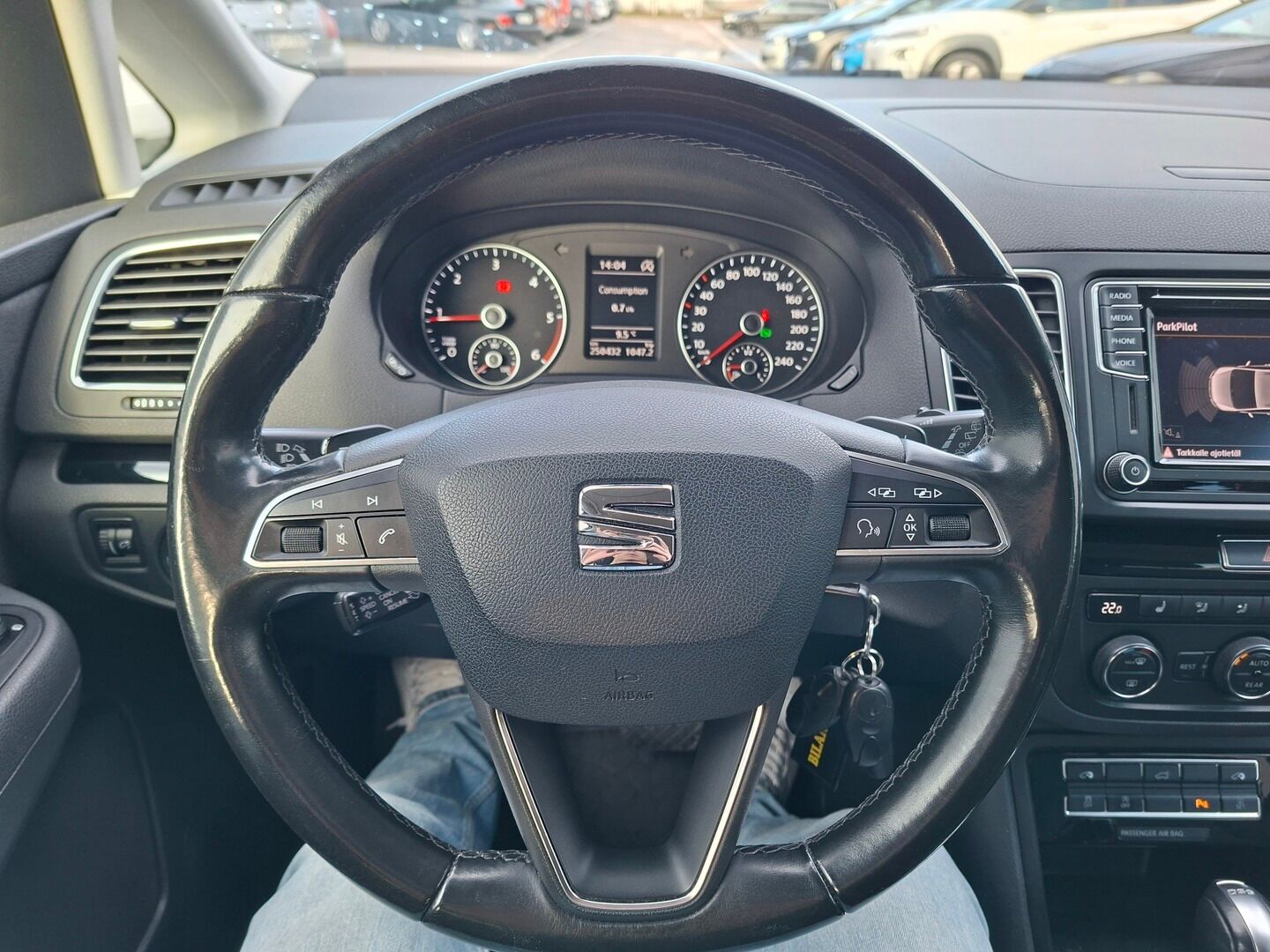 Seat Alhambra 2016 2,0 TDI 150 Style Business DSG - Suomiauto | Webasto | Koukku | Facelift | Sähköovet | 7P | Bi-Xenon | Lohko+sis | P.tutkat | Vakkari | Juuri Saapunut!