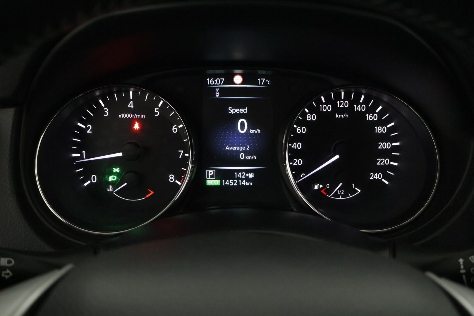Nissan Qashqai 2015 DIG-T 115 Acenta 2WD Xtronic E6 Safety Pack** Koukku / CD-soittimella / Vakkari / Tutkat** - Kahdet hyvät renkaat / Kattava huolto historia / Juuri katsastettu