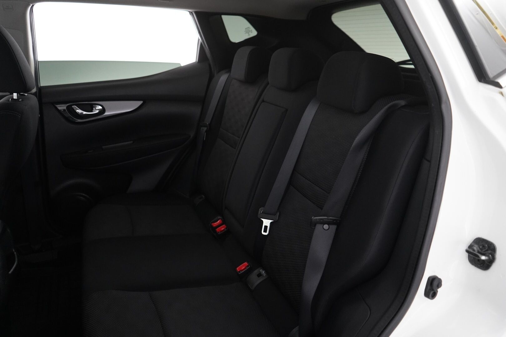 Nissan Qashqai 2015 DIG-T 115 Acenta 2WD Xtronic * -YritysOutlet - Myydään vain yrityksille * - Ketju vaihdettu 141tkm / Viimeisin huolto 153tkm / Katsastettu 10/25
