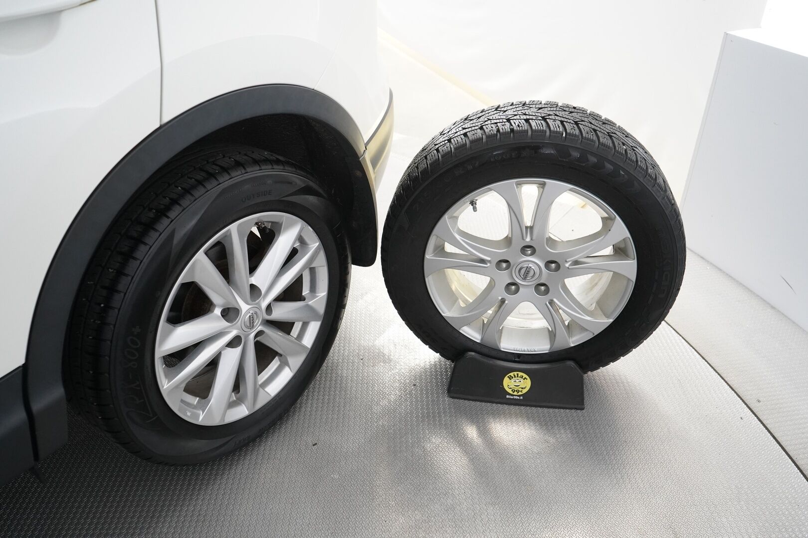 Nissan Qashqai 2015 DIG-T 115 Acenta 2WD Xtronic * -YritysOutlet - Myydään vain yrityksille * - Ketju vaihdettu 141tkm / Viimeisin huolto 153tkm / Katsastettu 10/25
