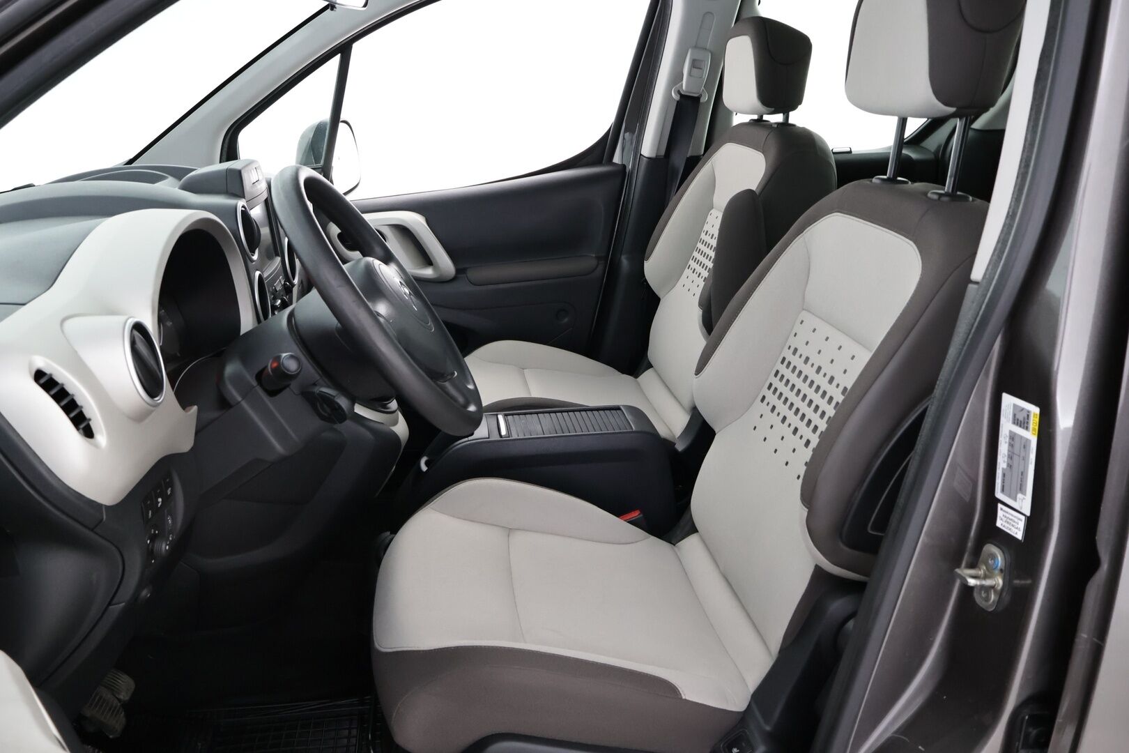 Citroen Berlingo Multispace 2015 BlueHDi 100 Feel - YritysOutlet - Myydään vain yrityksille - – Tämä auto myydään YritysOutlet -valikoimasta vain yritykselle