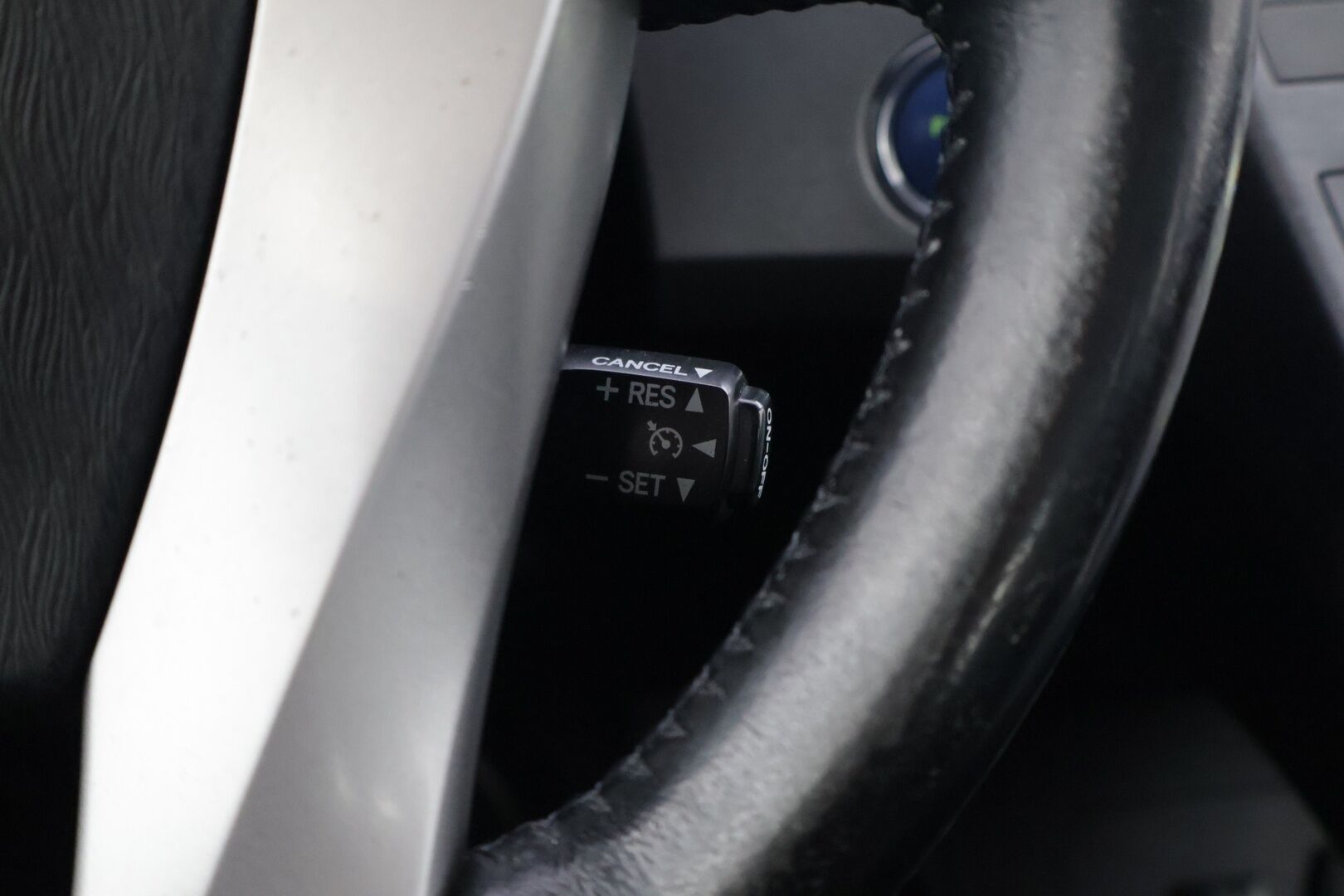 Toyota Prius 2016 Active *MYYDÄÄN HUUTOKAUPAT.COM*