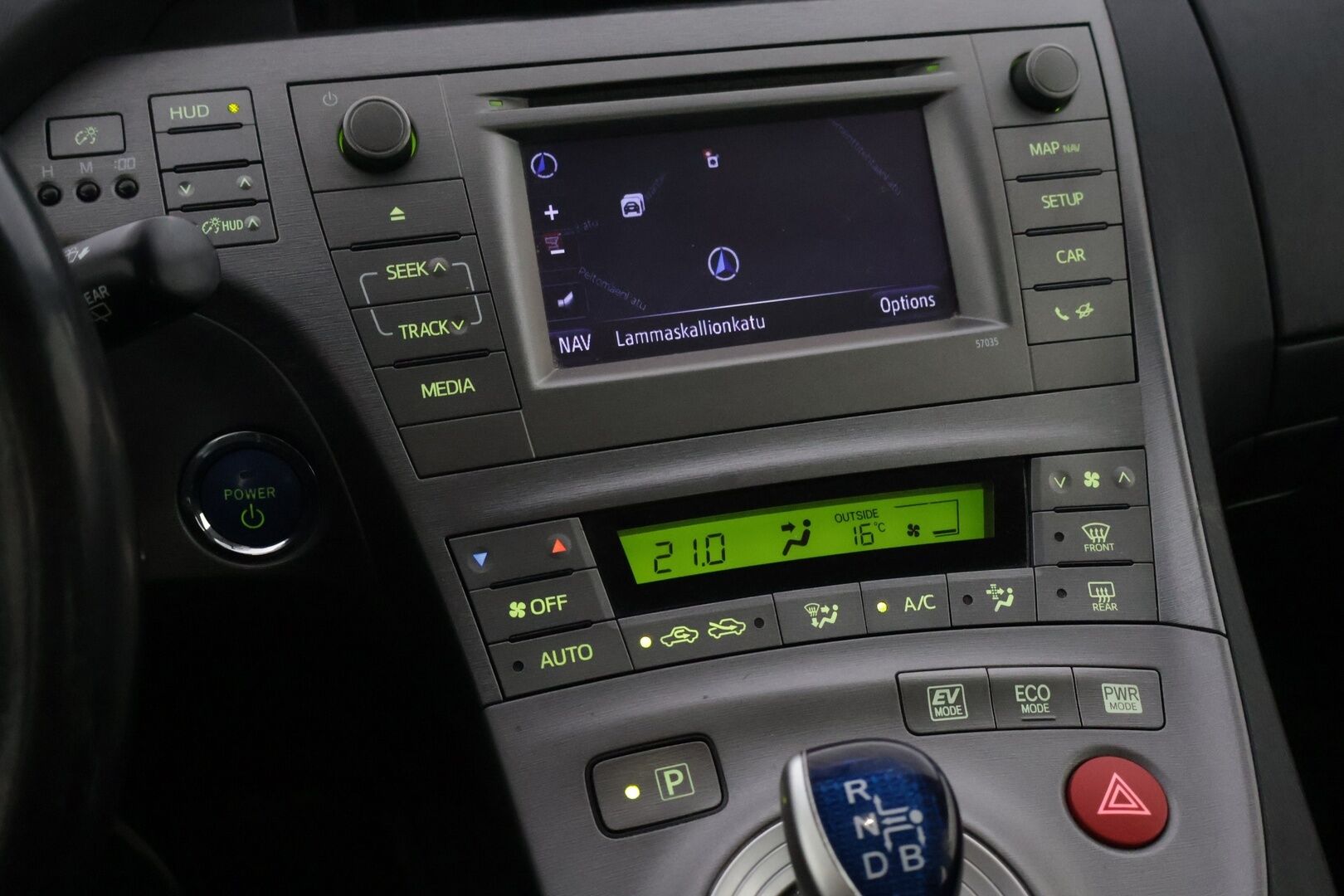Toyota Prius 2016 Active *MYYDÄÄN HUUTOKAUPAT.COM*