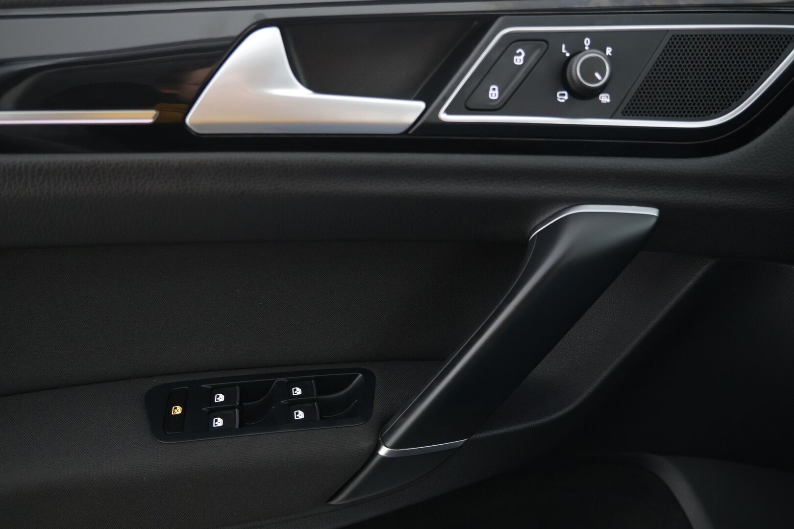 Volkswagen Golf Sportsvan 2015 Highline 1,4 TSI 92 kW (125 hv) BlueMotion Technology / ACC / Pa-Lämmitin / Ergo-active Penkki - Siisti yksilö! / Hyvin huollettu / Hyvät varusteet ! 