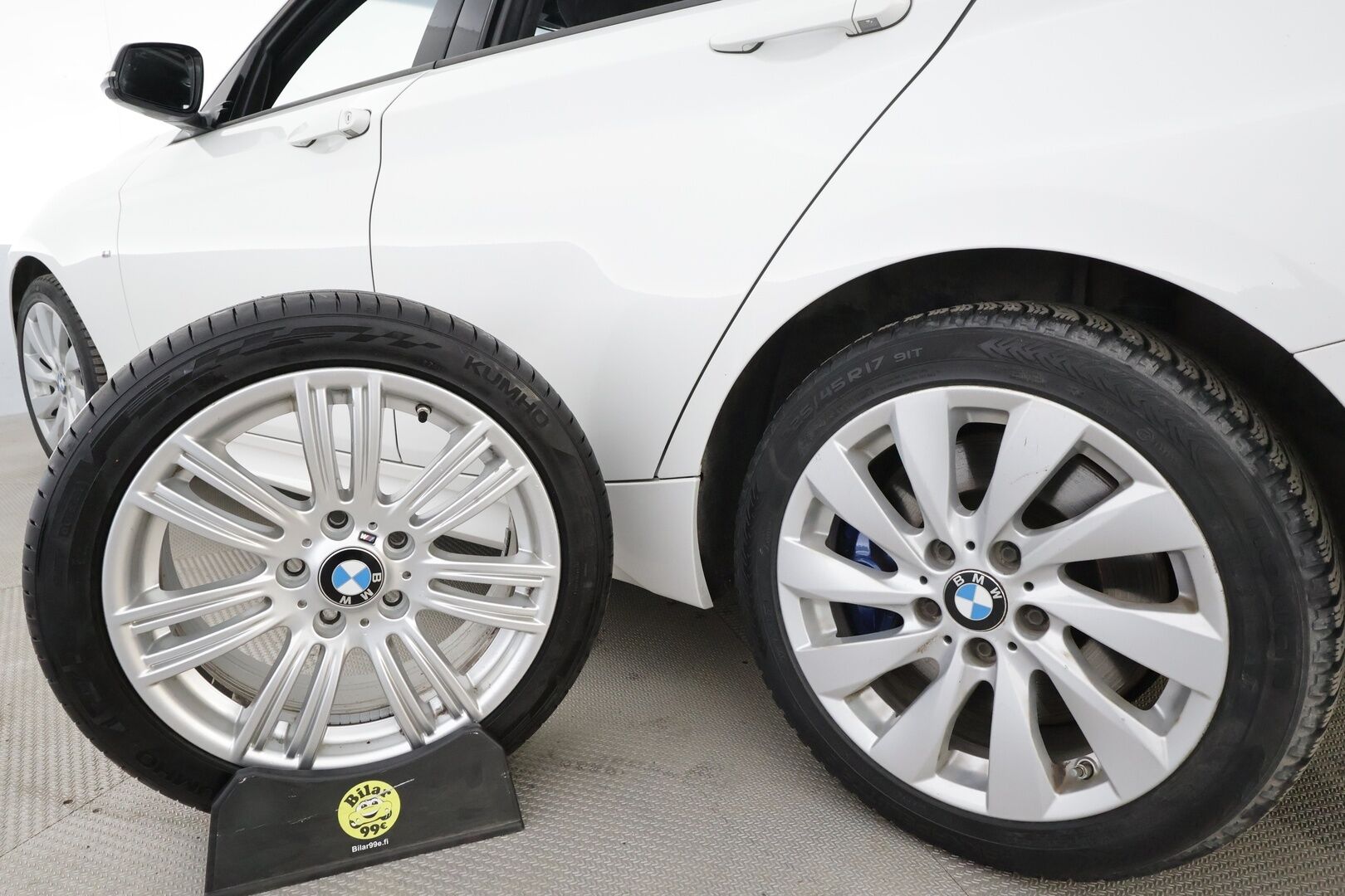 BMW 120 2016 F20 Hatchback 120d A xDrive Edition M Sport * Vakkari / P.tutkat / Hifi / Koukku / LED / Sporttipenkit / Ratinlämmitin * - Suomi-auto / Kahdet renkaat aluvanteilla