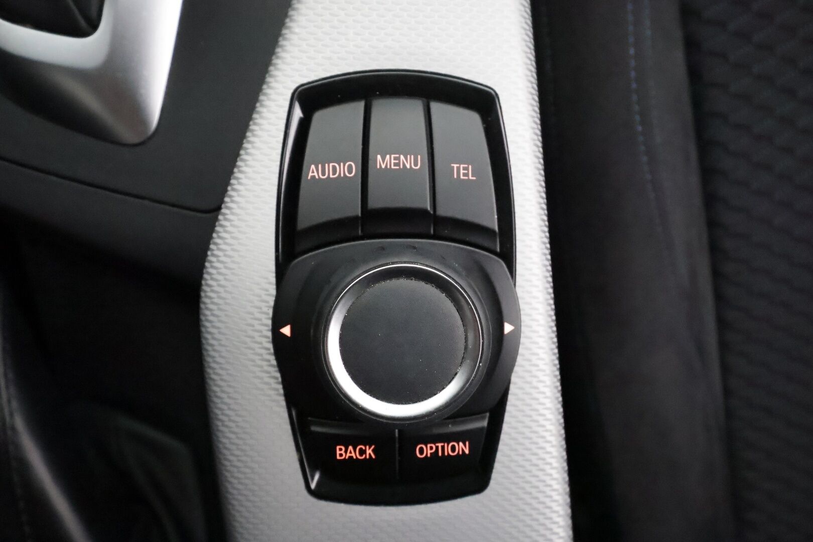 BMW 120 2016 F20 Hatchback 120d A xDrive Edition M Sport * Vakkari / P.tutkat / Hifi / Koukku / LED / Sporttipenkit / Ratinlämmitin * - Suomi-auto / Kahdet renkaat aluvanteilla