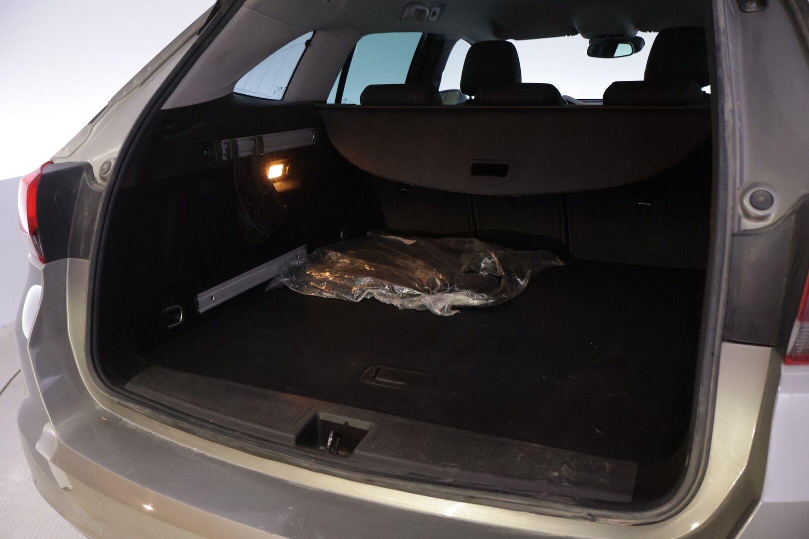 Opel Astra 2016 Sports Tourer Innovation 1,4 Turbo ecoFLEX Start/Stop 110kW MT6 - | Keyless | BLIS | Lohko+sisä | Tutkat | P-kamera | Osanahat | Sähkökontti | 