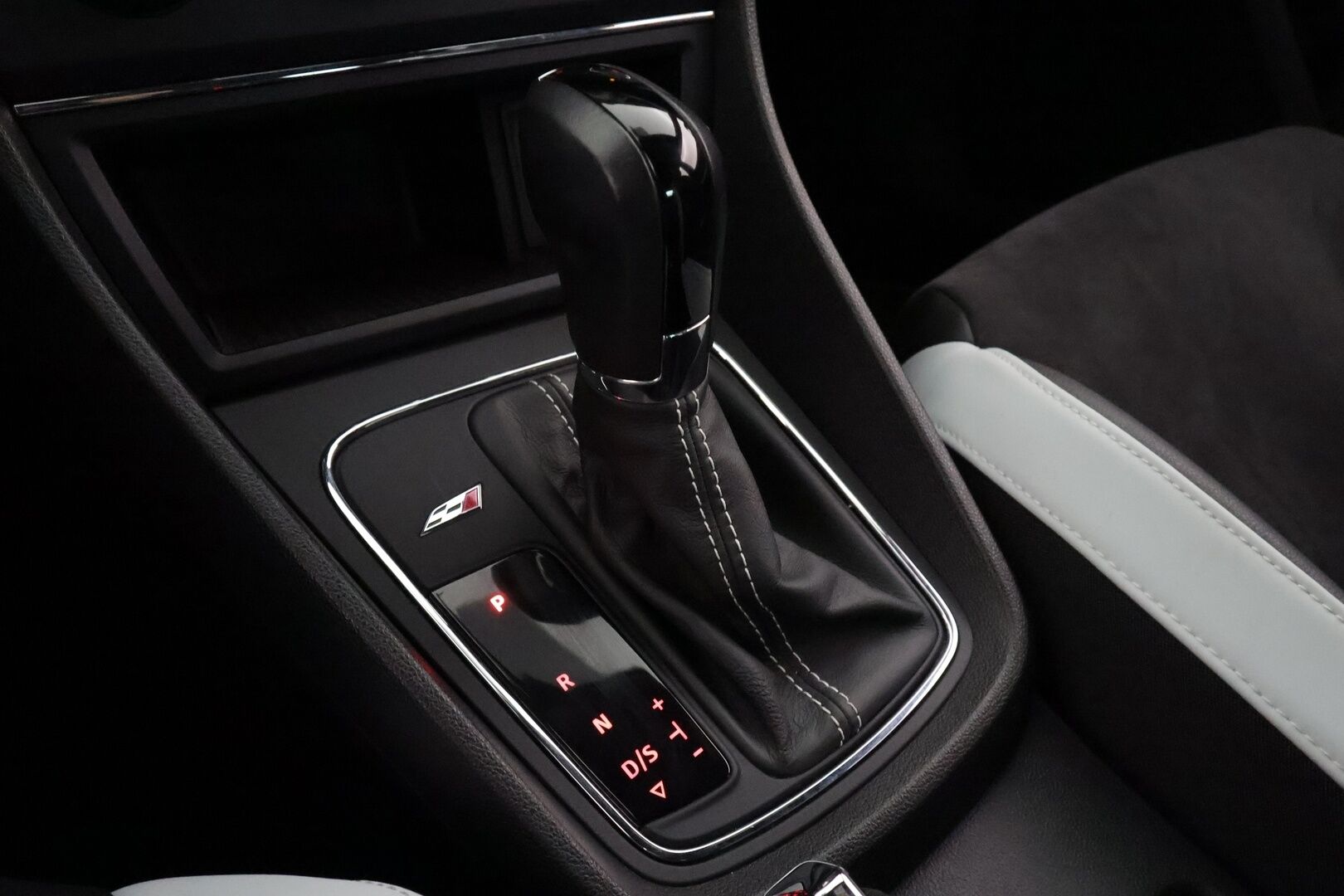 Seat Leon 2016 2,0 TSI 290 Cupra DSG - | Vakkari | Webasto | LED | P.Kamera | Sähköpenkki | Apple&Android | Suomi-auto | Kahdet Renkaat |