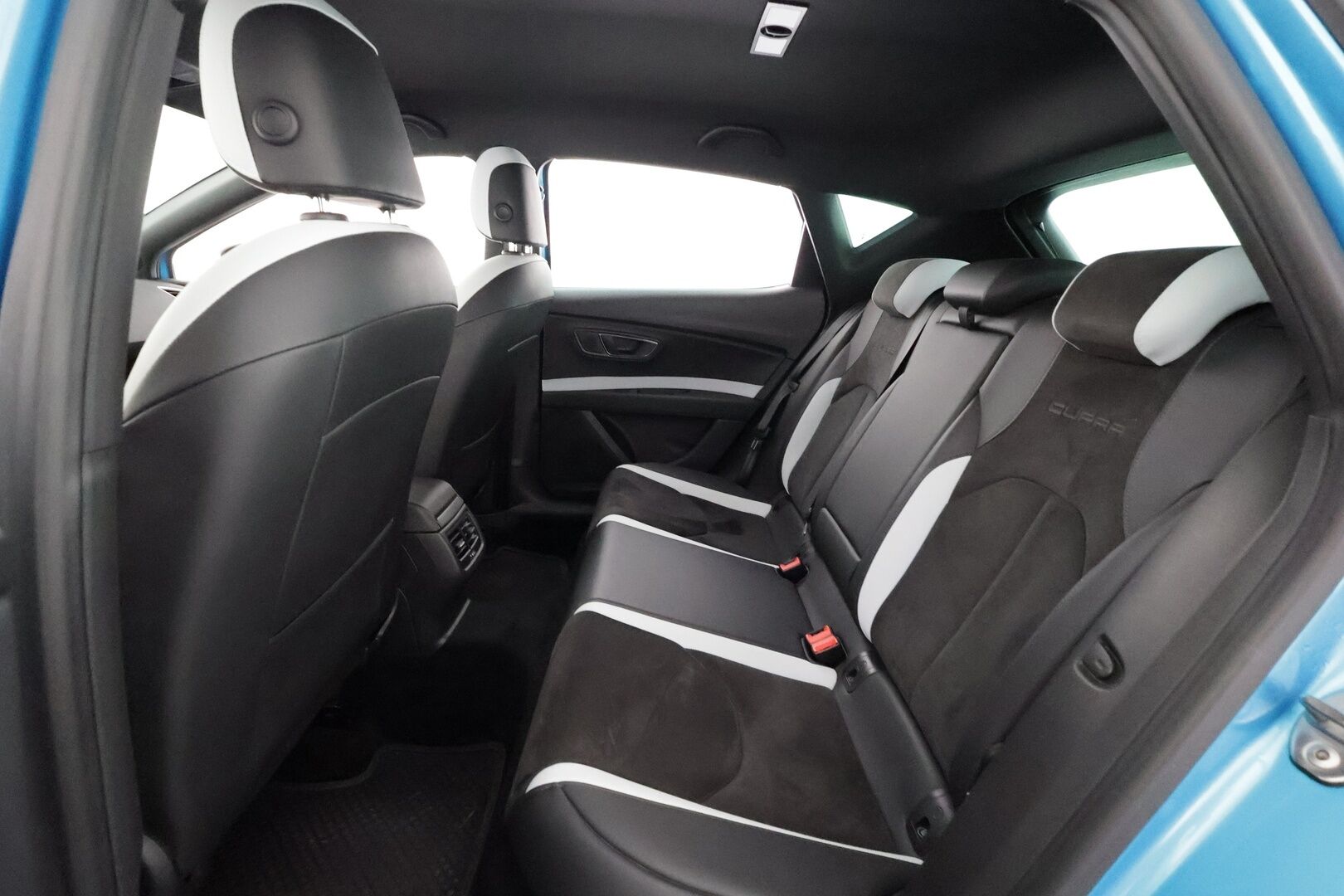 Seat Leon 2016 2,0 TSI 290 Cupra DSG - | Vakkari | Webasto | LED | P.Kamera | Sähköpenkki | Apple&Android | Suomi-auto | Kahdet Renkaat |
