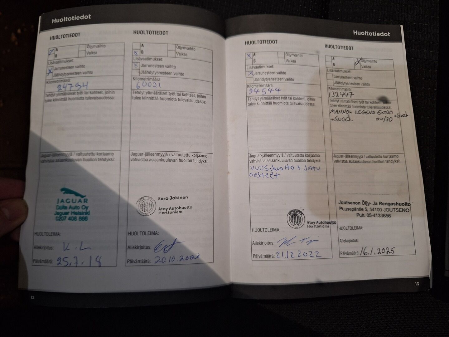 Jaguar XE 2016 E-Performance Pure Plus Aut - YritysOutlet - Myydään vain yrityksille - – Tämä auto myydään YritysOutlet -valikoimasta vain yritykselle