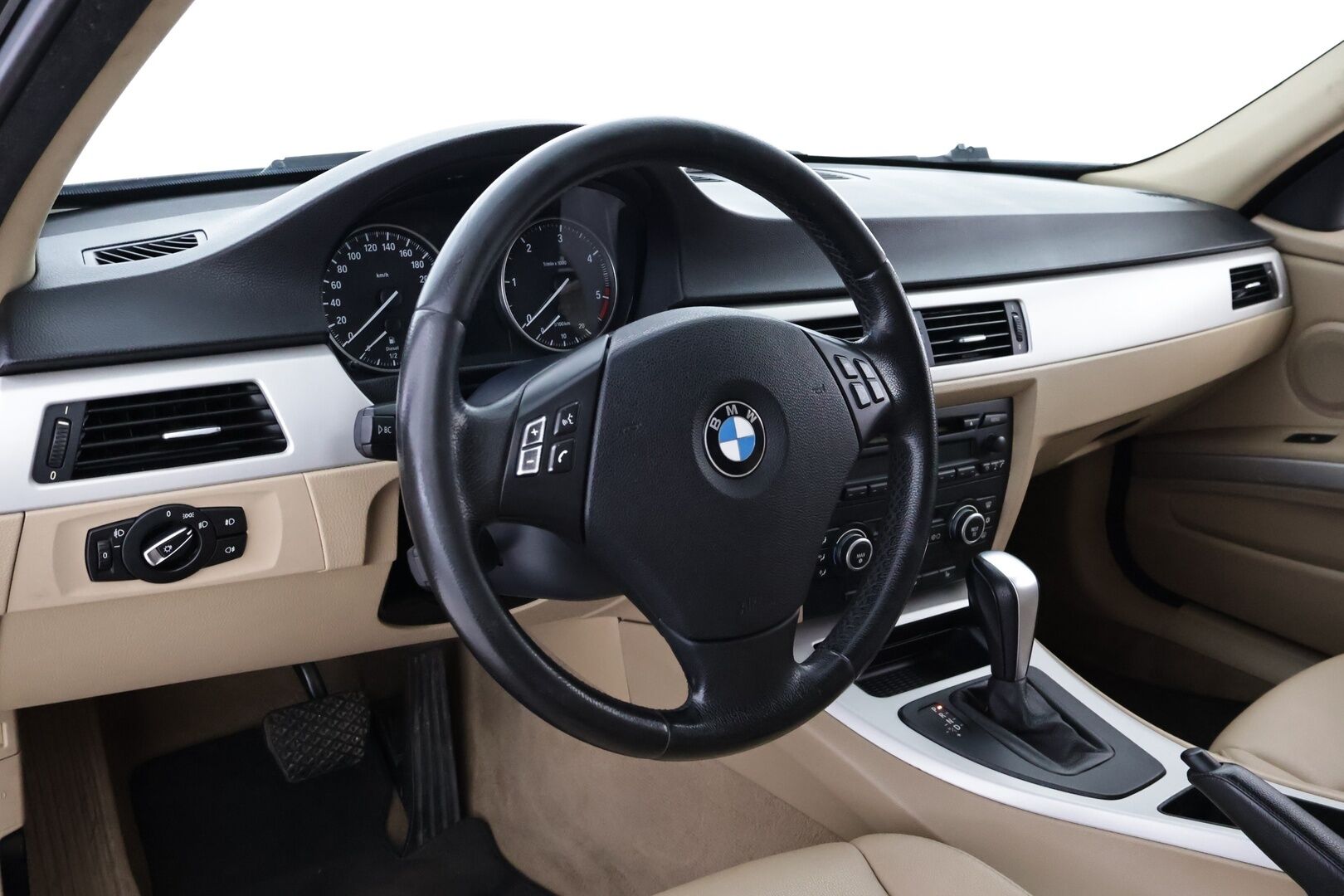 BMW 320 2009 xDrive A E90 Sedan Business Comfort - YritysOutlet - Myydään vain yrityksille - - YritysOutlet - Myydään vain yrityksille