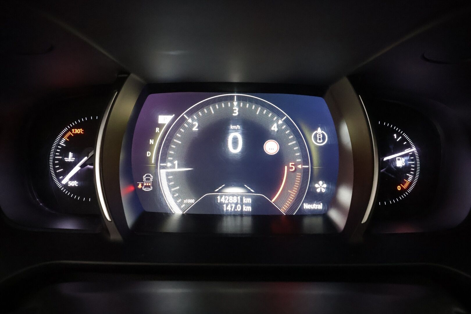 Renault Talisman 2016 Sport Tourer dCi 110 EDC-aut Intens * ACC / LED / Hierovapenkki / Navi / Kaistavahti / Katveavustin / P.Kamera * - Suomi-auto / Kahdet renkaat - HULLU BLACKWEEK KORKOTARJOUS 2,49%