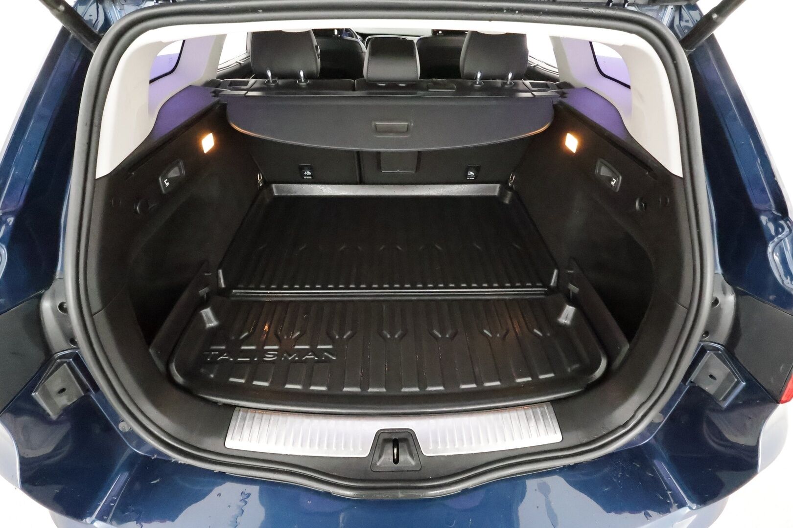 Renault Talisman 2016 Sport Tourer dCi 110 EDC-aut Intens * ACC / LED / Hierovapenkki / Navi / Kaistavahti / Katveavustin / P.Kamera * - Suomi-auto / Kahdet renkaat - HULLU BLACKWEEK KORKOTARJOUS 2,49%