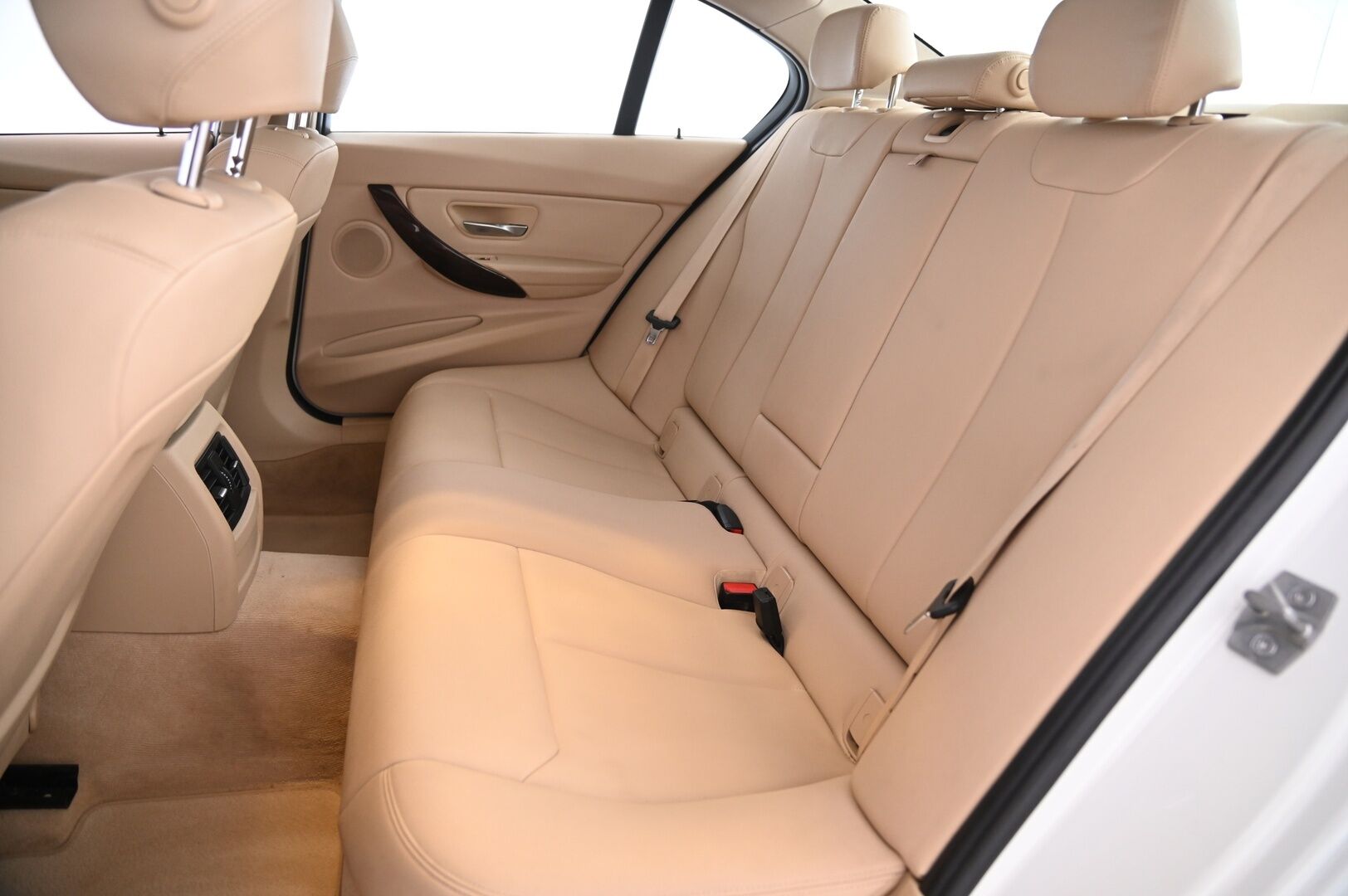 BMW 328 2013 TwinPower Turbo A F30 Sedan Business - Katso kilometrit! | Kattoluukku | Muistipenkki | ratinlämmitin | 