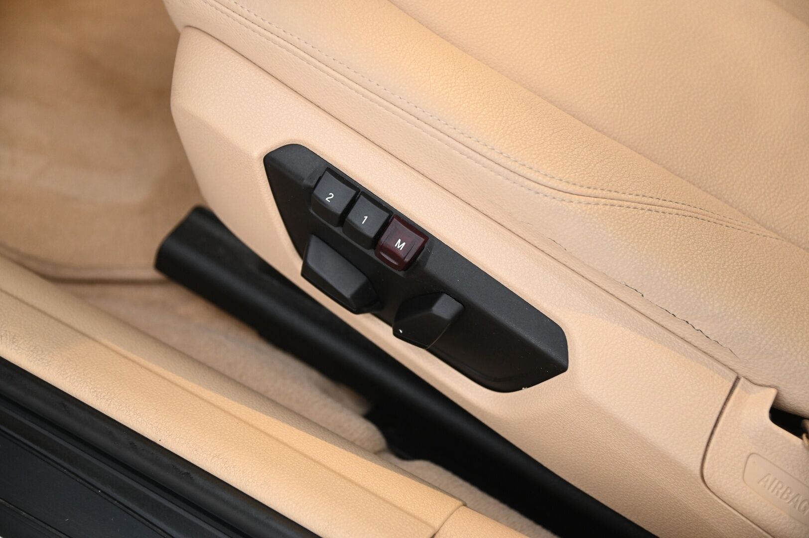 BMW 328 2013 TwinPower Turbo A F30 Sedan Business - Katso kilometrit! | Kattoluukku | Muistipenkki | ratinlämmitin | 